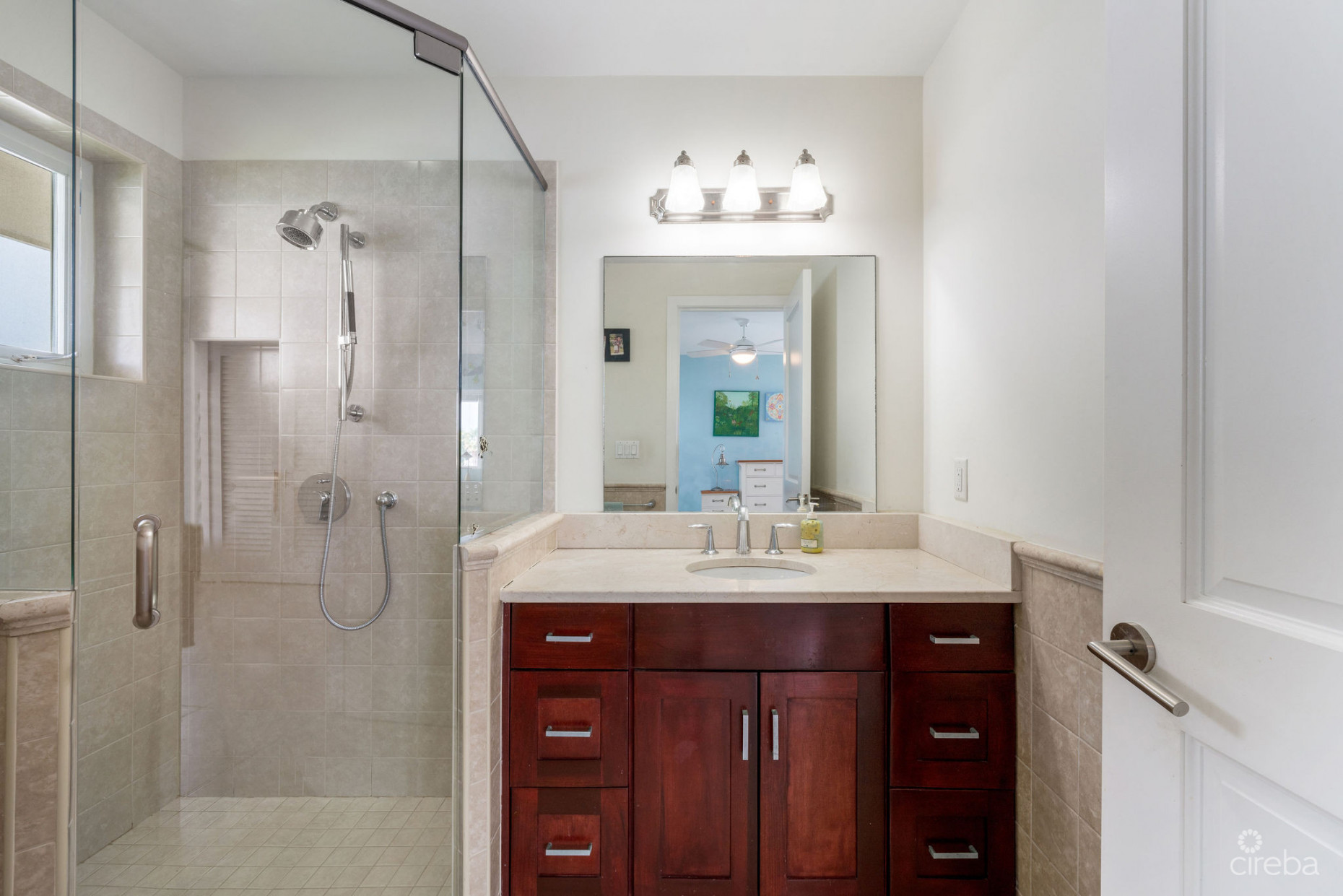 CRYSTAL HARBOUR CANAL FRONT HOME - 12 CRYSTAL DRIVE