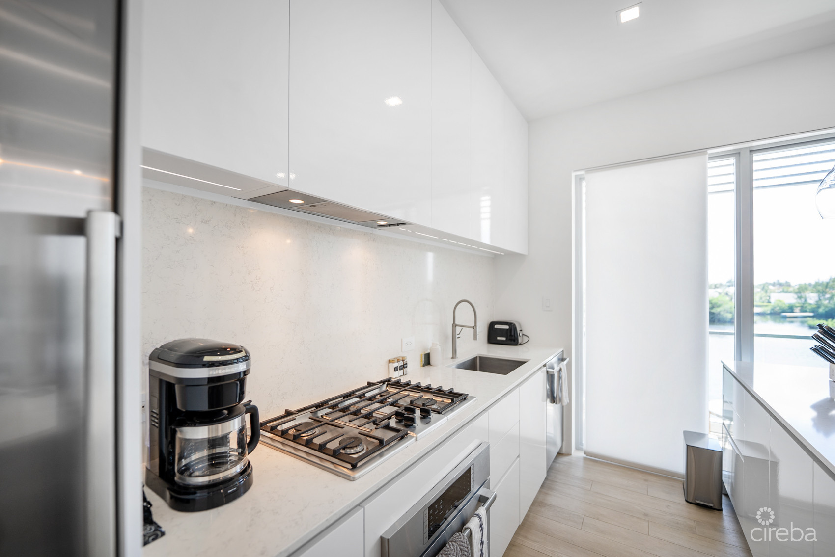 ONE CANAL POINT 535 WITH DOCK