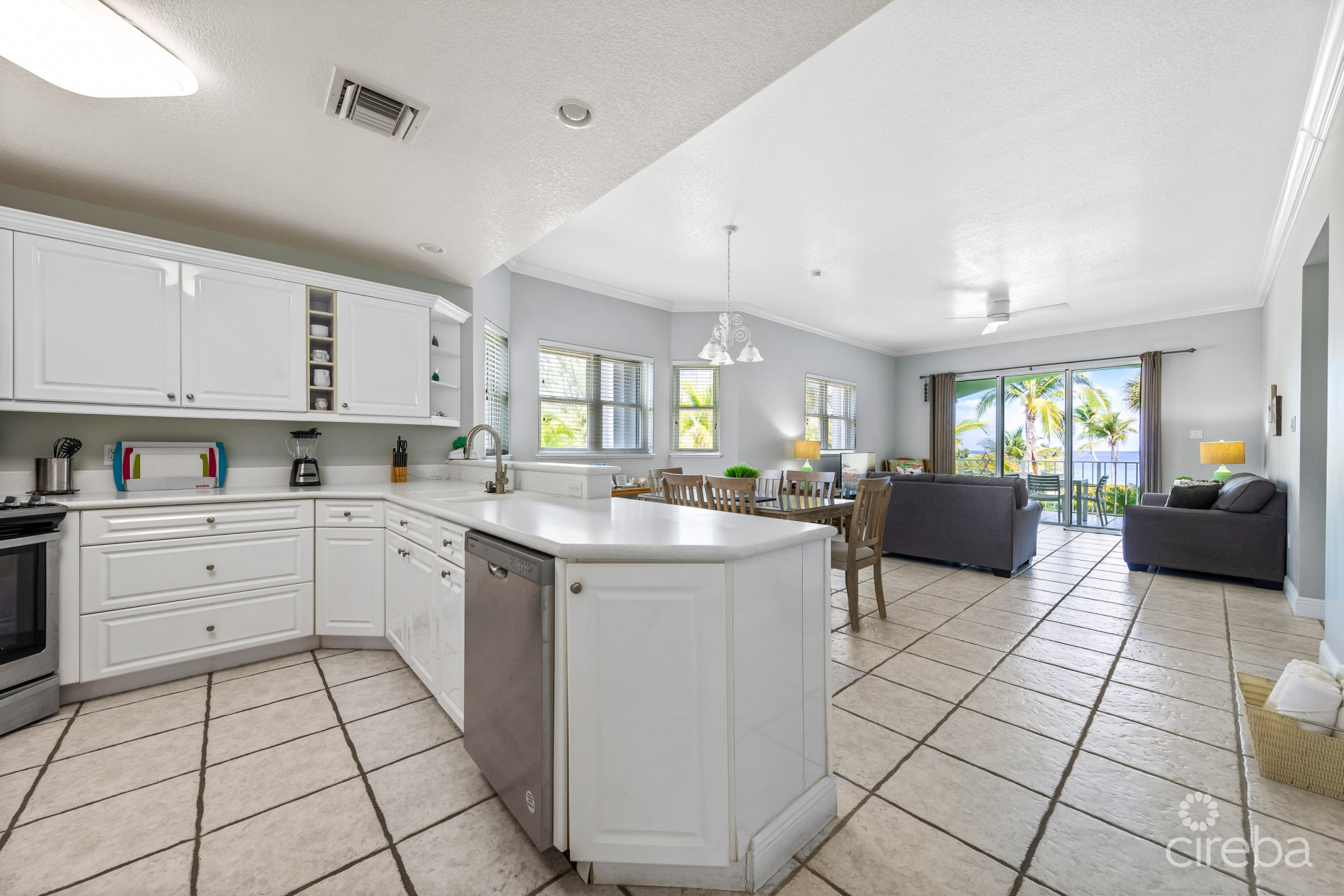 ON THE BAY 208, NORTH SIDE CONDO