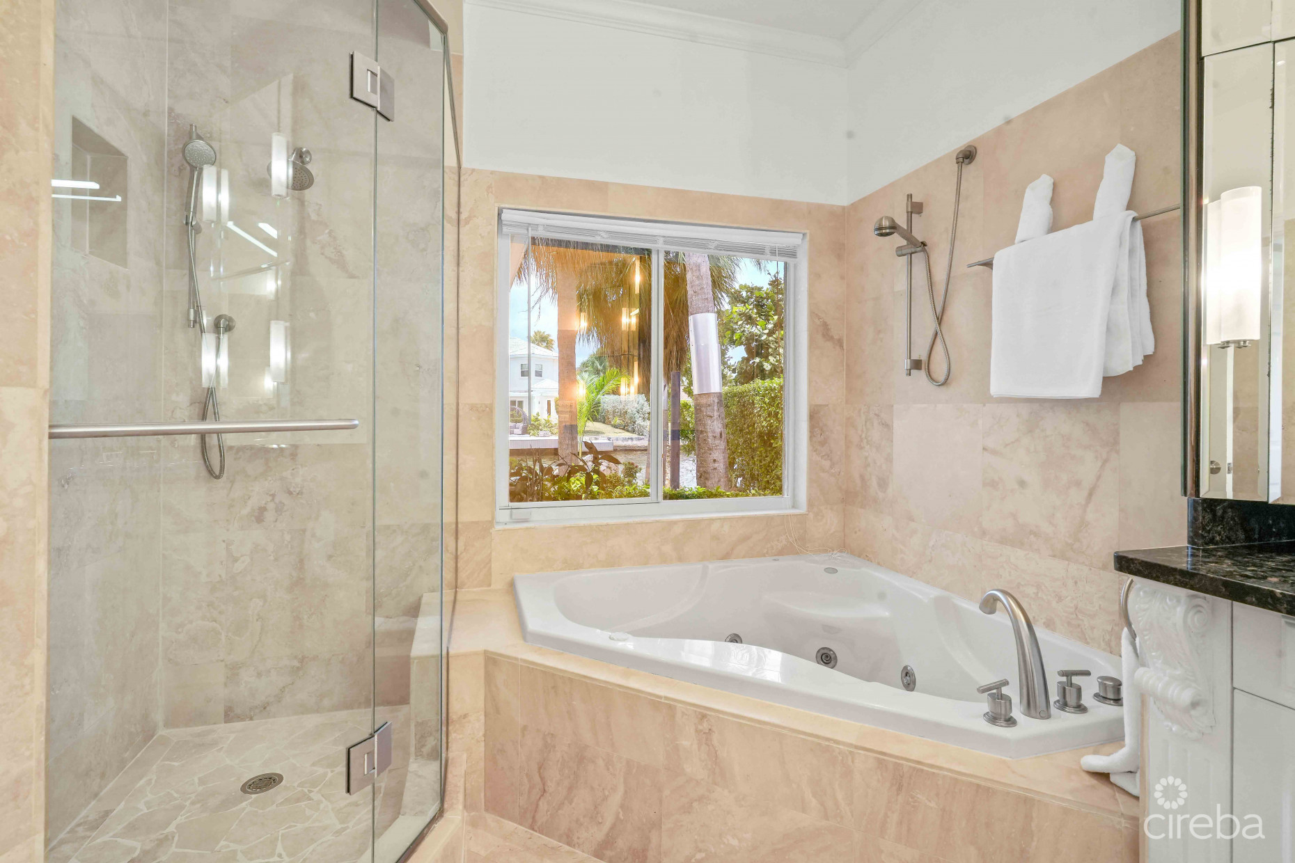 GOVERNOR'S HARBOUR HOME JELLICOE QUAY