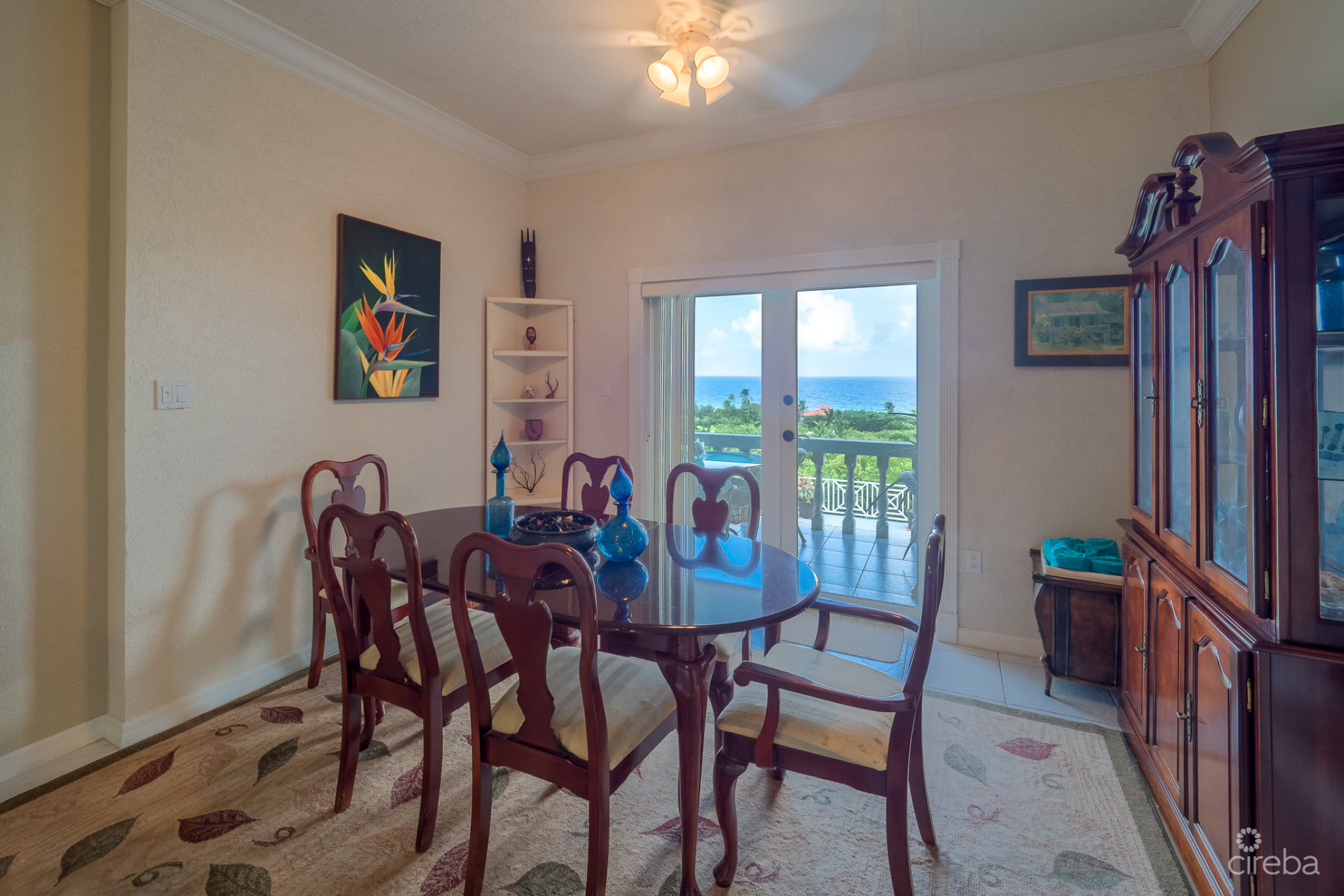 CARIBBEAN DREAM RETREAT WITH AWE-INSPIRING OCEAN VIEWS