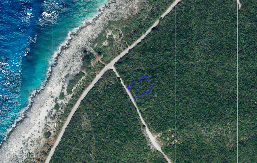LITTLE CAYMAN LOT IN SPYGLASS HILL