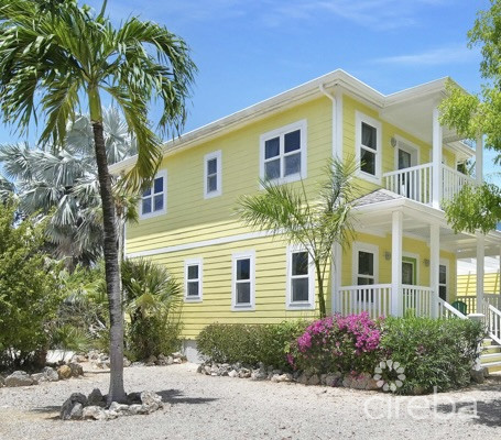 SEACLIFF YELLOW LOCATED IN COTTAGE