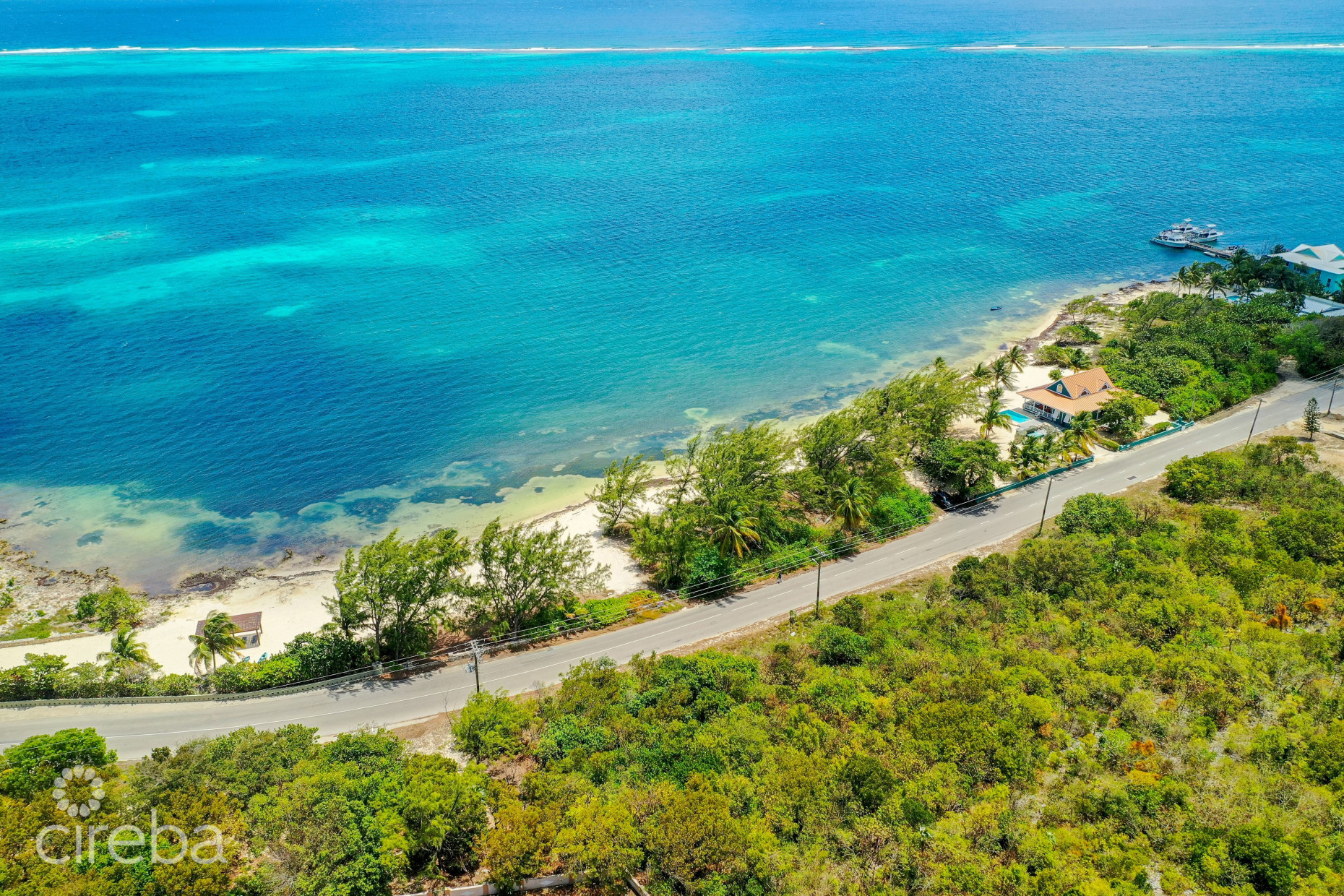 PRIME BEACHFRONT EAST END LAND 0.29 ACRE