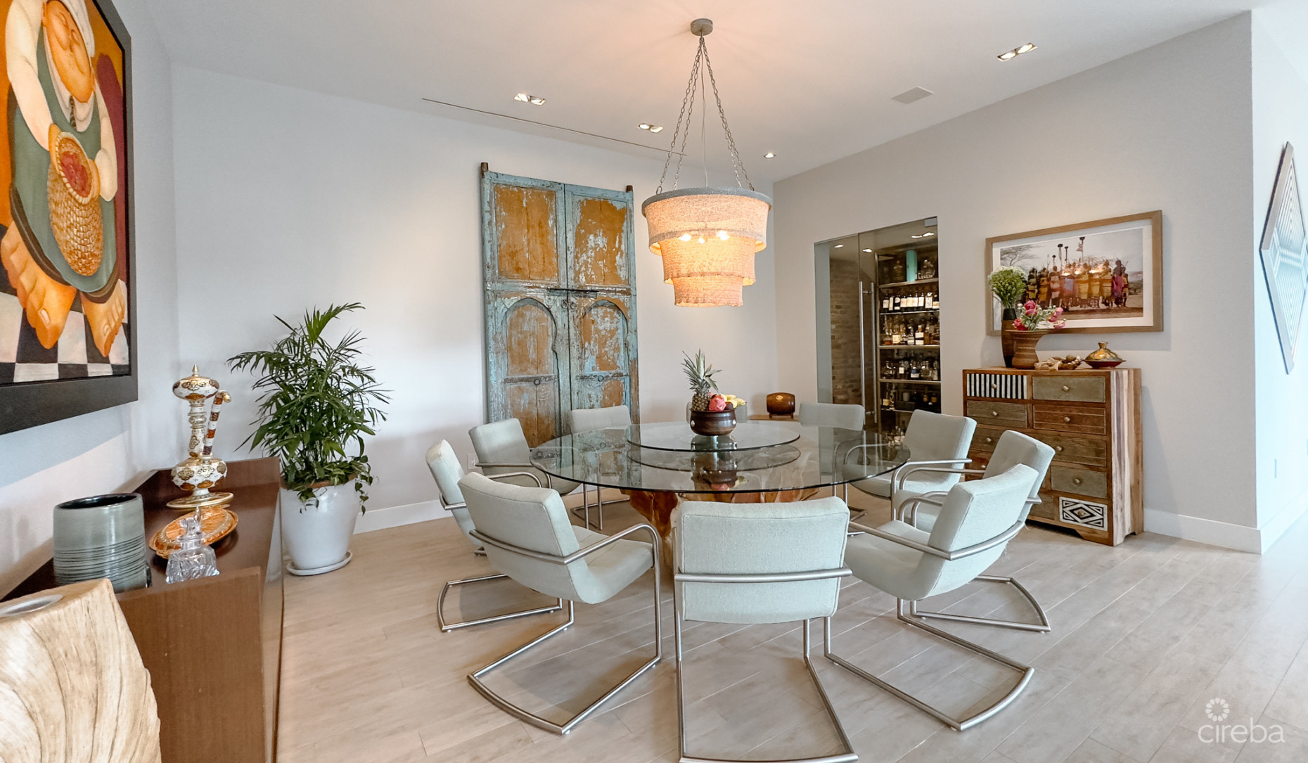 CASA BELLA – WATERFRONT RESIDENCE IN CRYSTAL HARBOUR