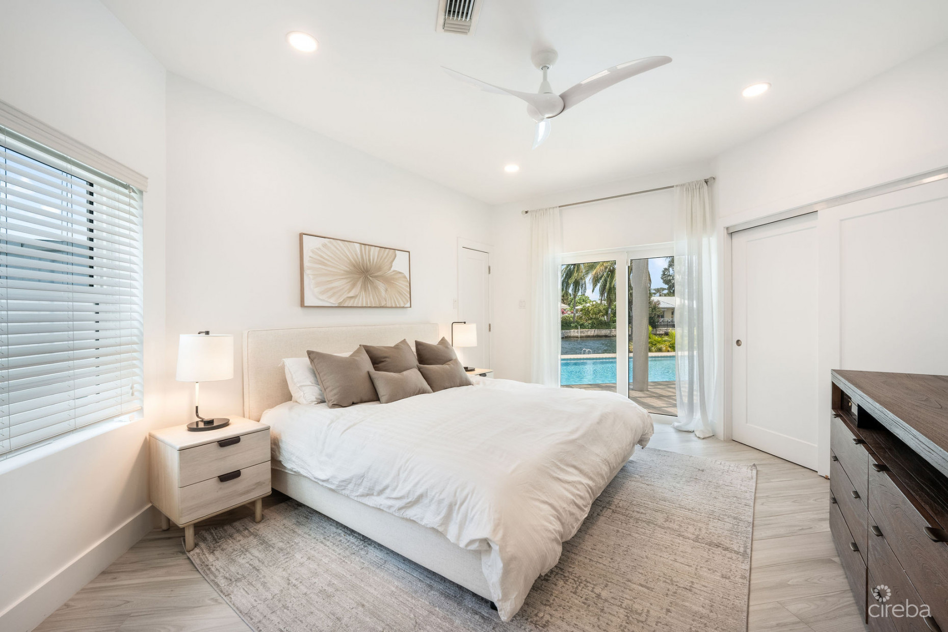 LATITUDE - CANAL FRONT LIVING IN GOVERNOR’S HARBOUR