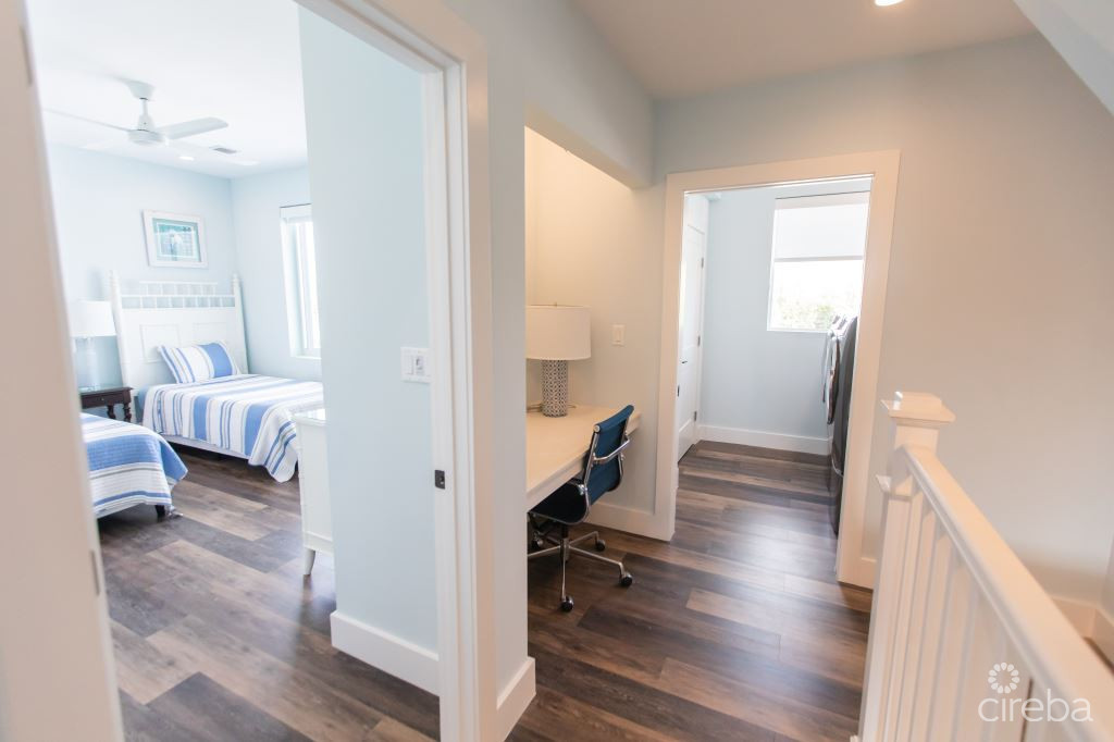 SEAHAVEN ORCHID VILLA WITH CARRIAGE HOUSE