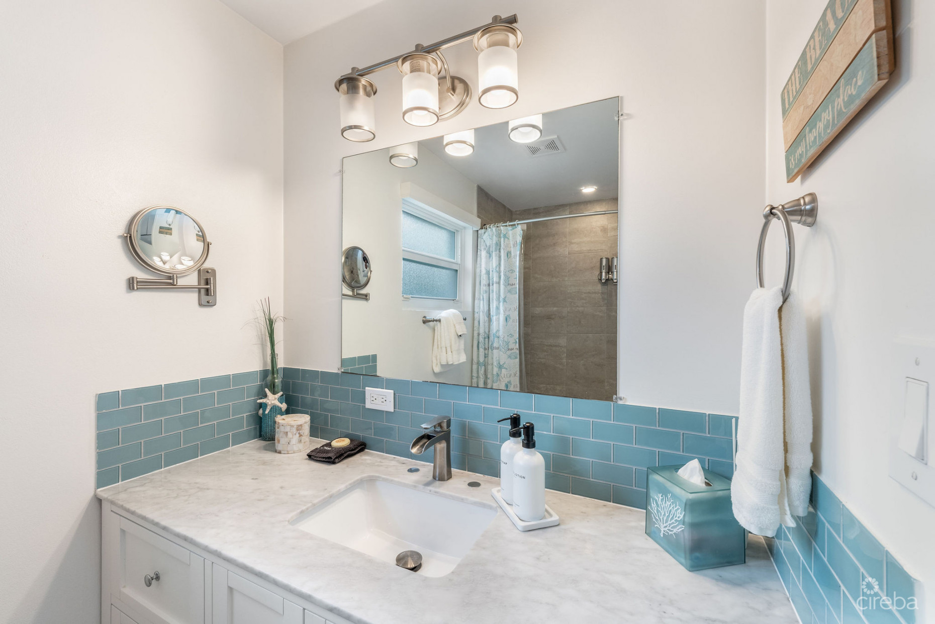 THE COTTAGES IN EAST END ~ BOUTIQUE HOTEL