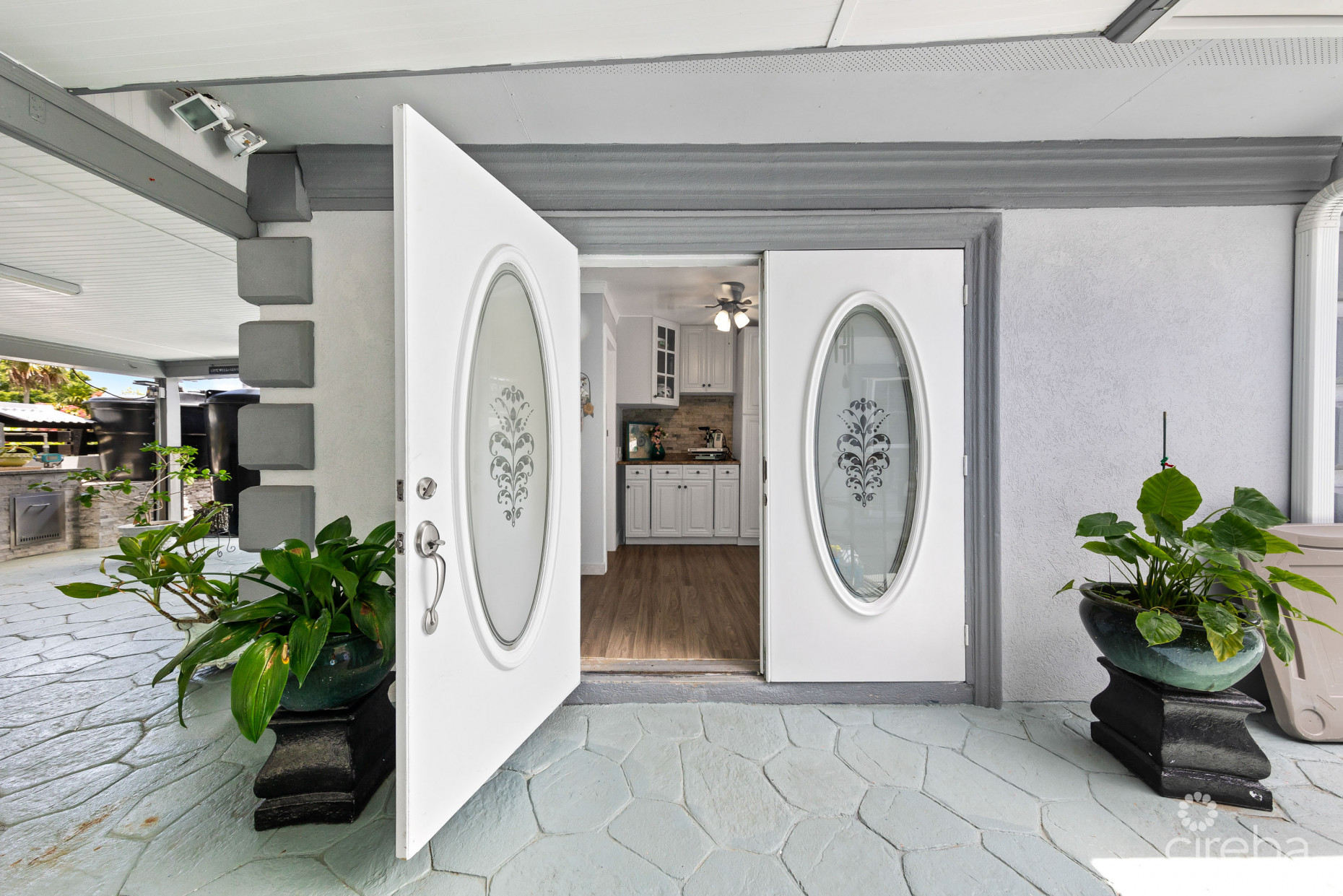 SINGLE FAMILY GEM IN NORTH SOUND ESTATES