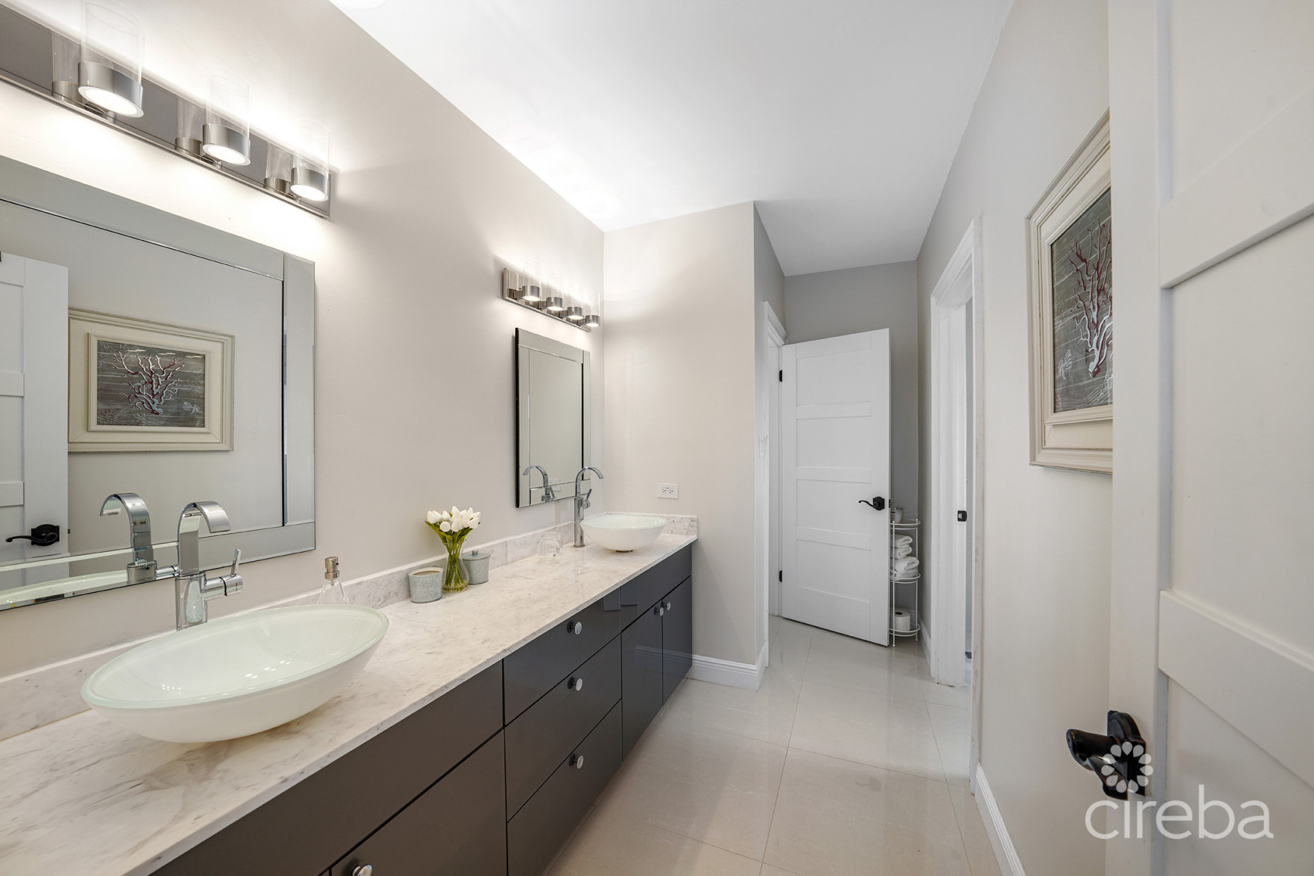 GOVERNORS HARBOUR ESTATE HOME