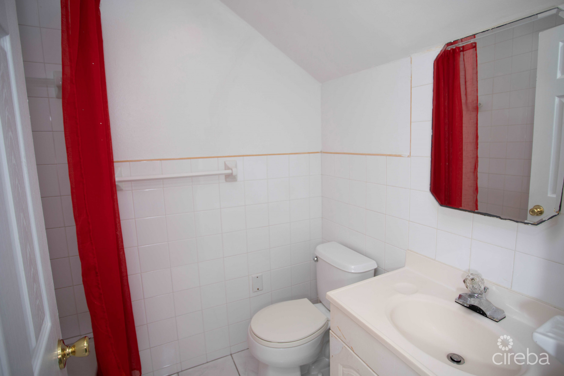 MUST SEE PLEASANT PALMS 2 BEDROOM