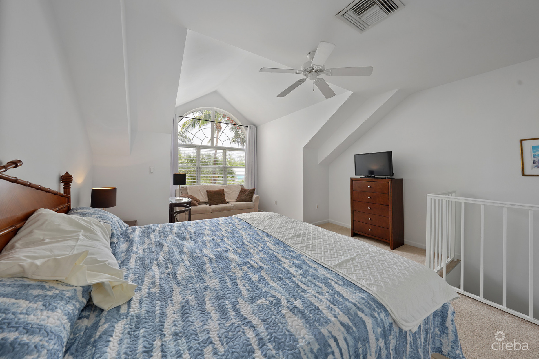 COCONUT BAY 118, WEST BAY OCEANVIEW