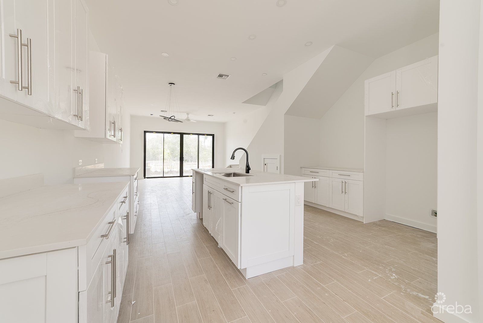 PRIVE PHASE 1 2 BED 2.5BATH, POOL VIEW