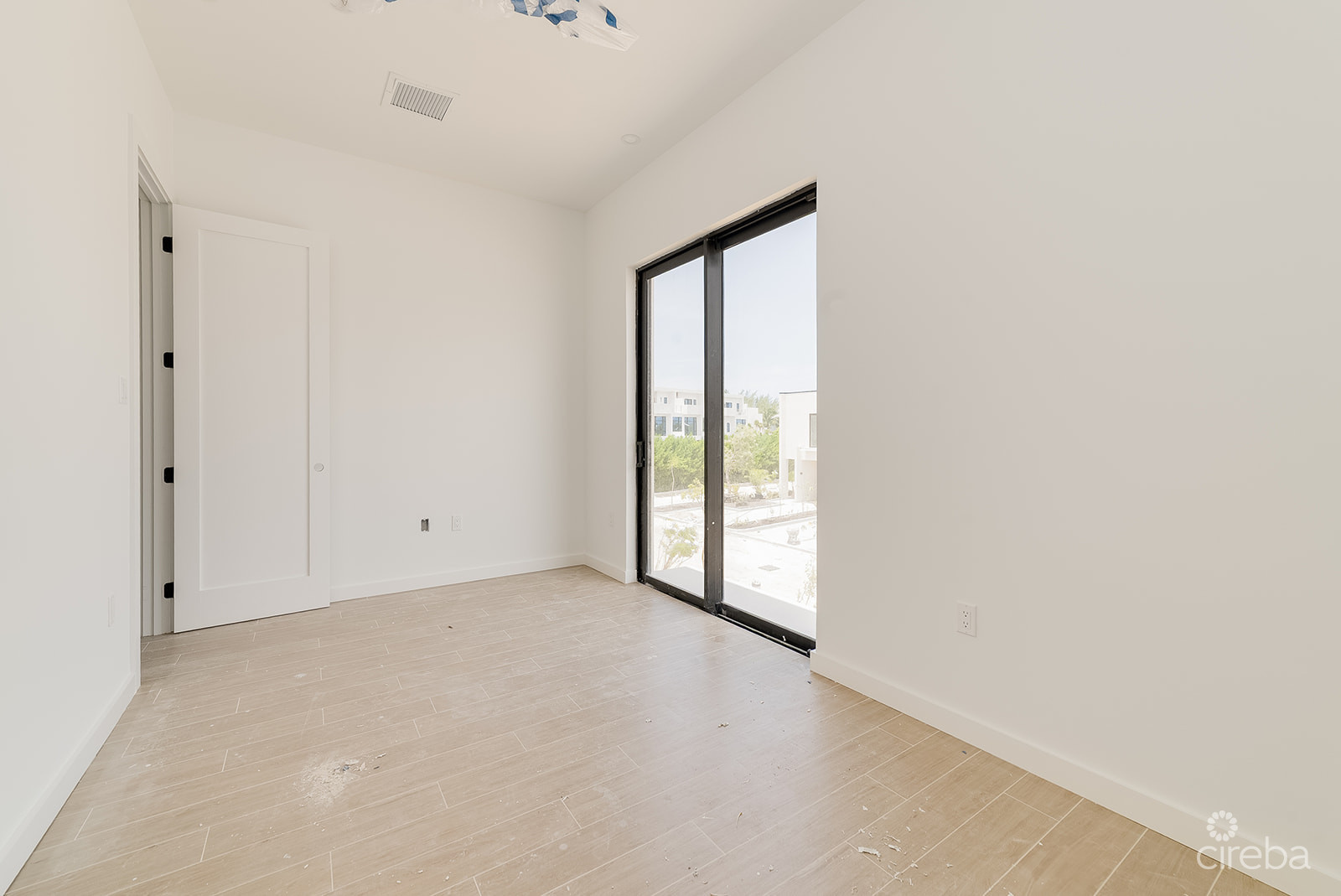 PRIVE PHASE 1 2 BED 2.5BATH, POOL VIEW