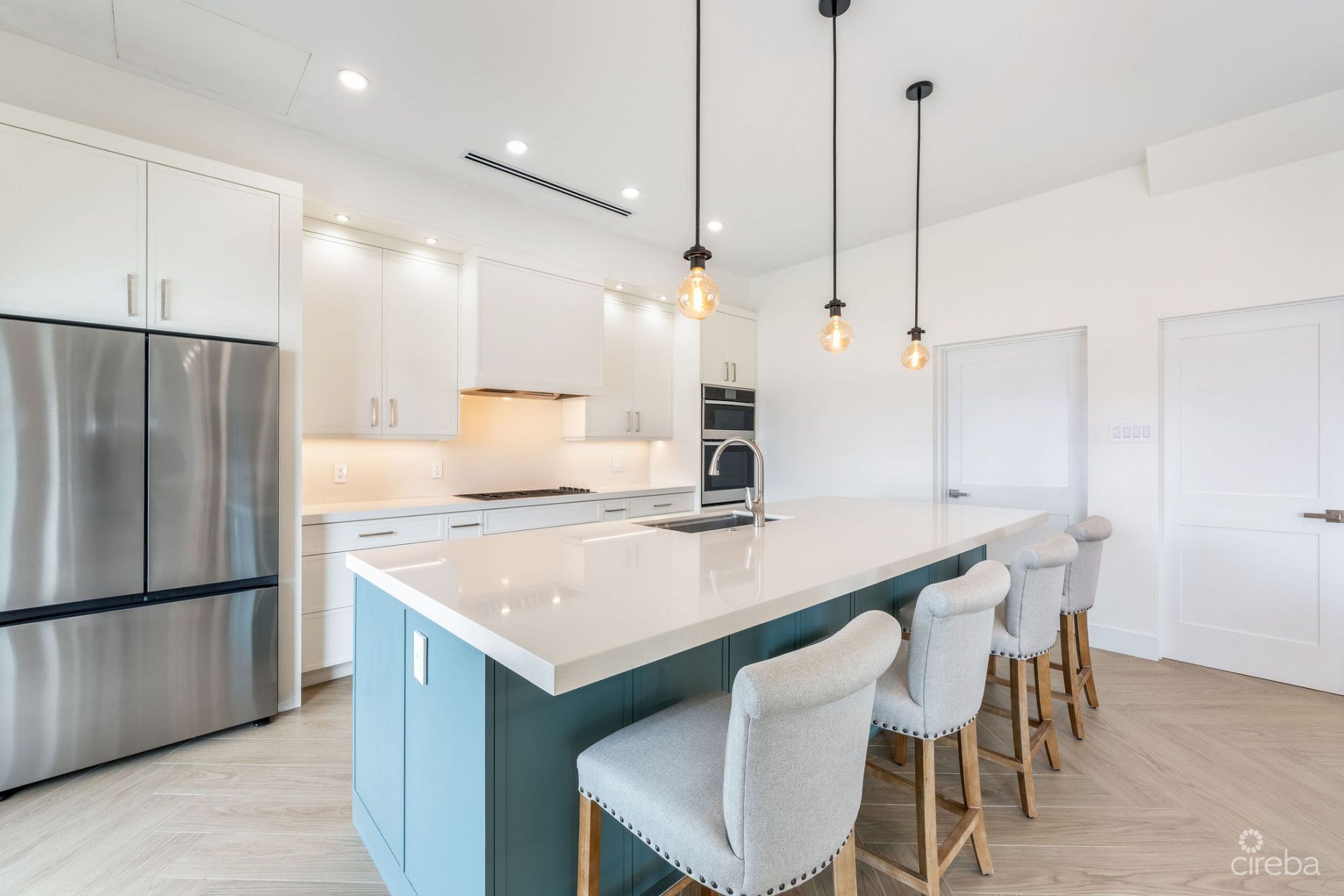 AUBURN BAY 3, CANAL FRONT HOME