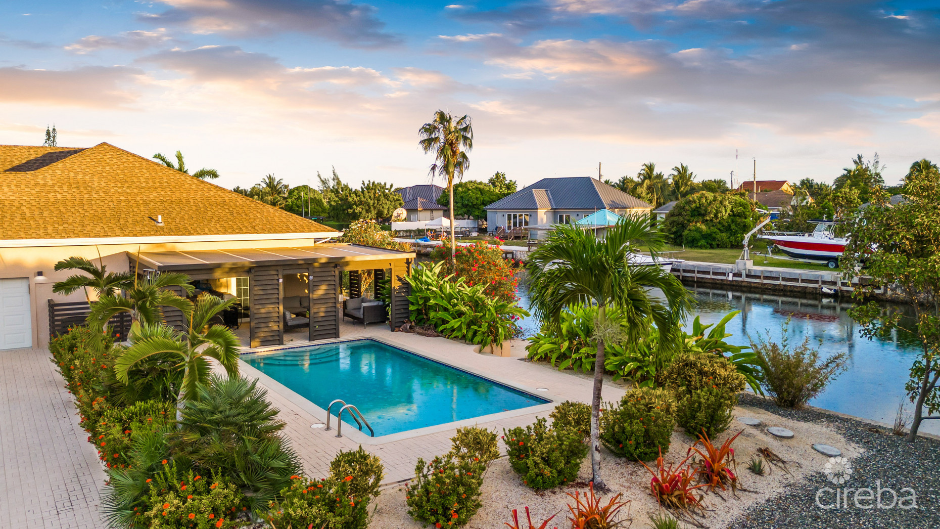 FULLY REMODELED 3BR FAMILY HOME IN NORTH SOUND ESTATES