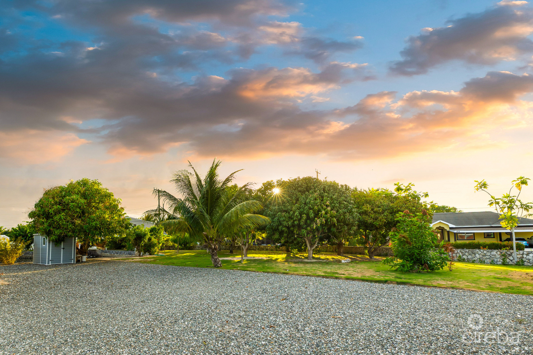 FULLY REMODELED 3BR FAMILY HOME IN NORTH SOUND ESTATES