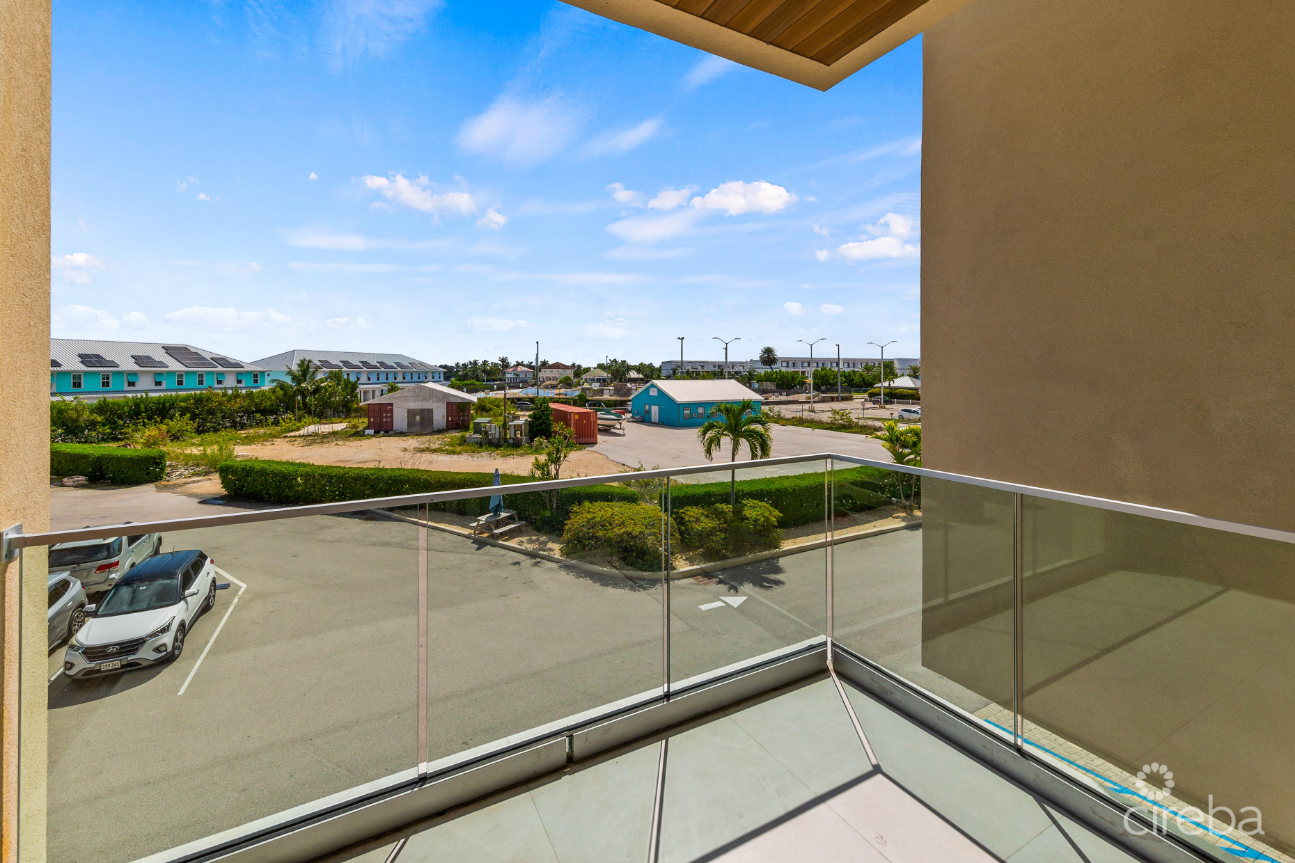 HARBOUR WALK TURNKEY BOUTIQUE CONDO