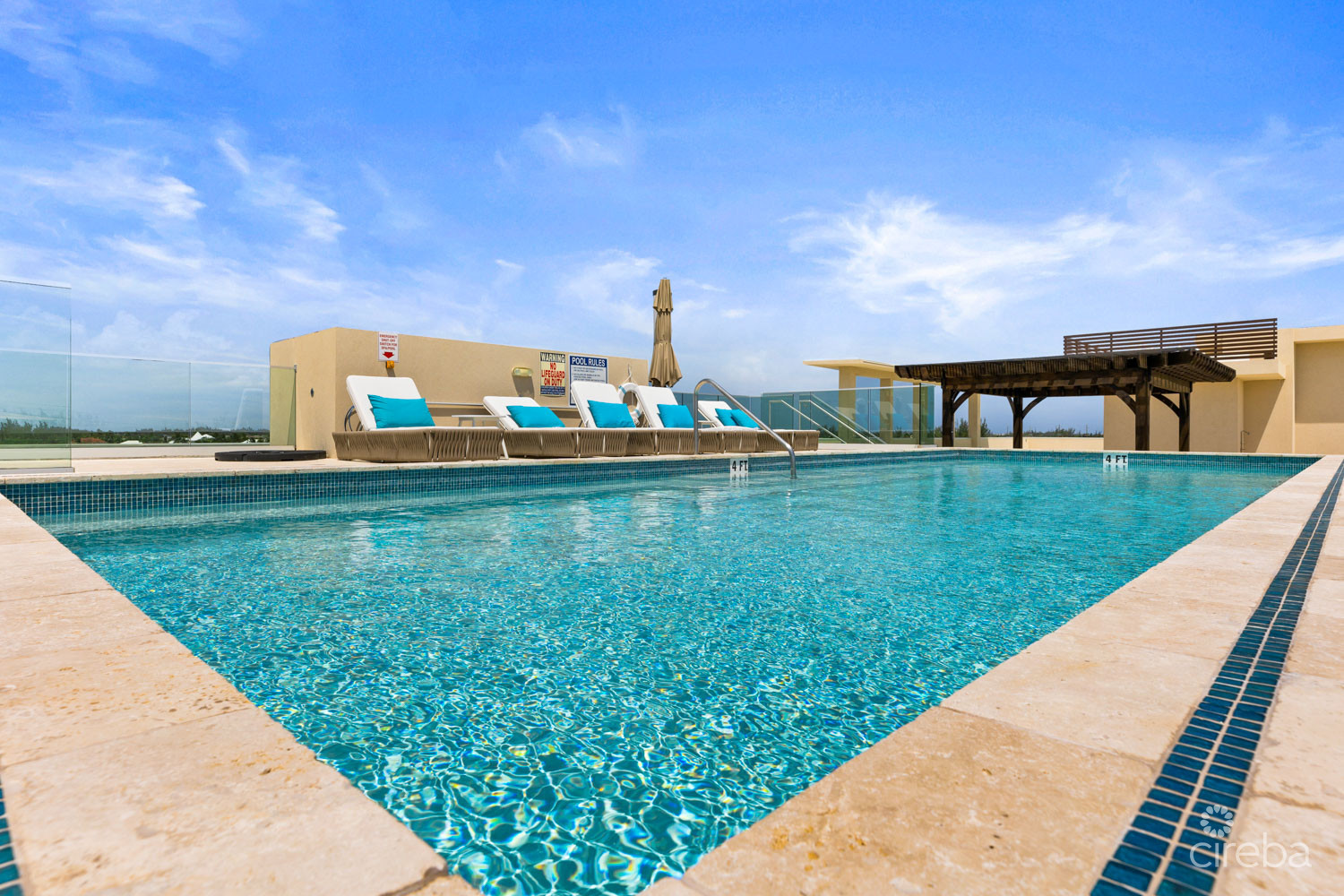 HARBOUR WALK TURNKEY BOUTIQUE CONDO