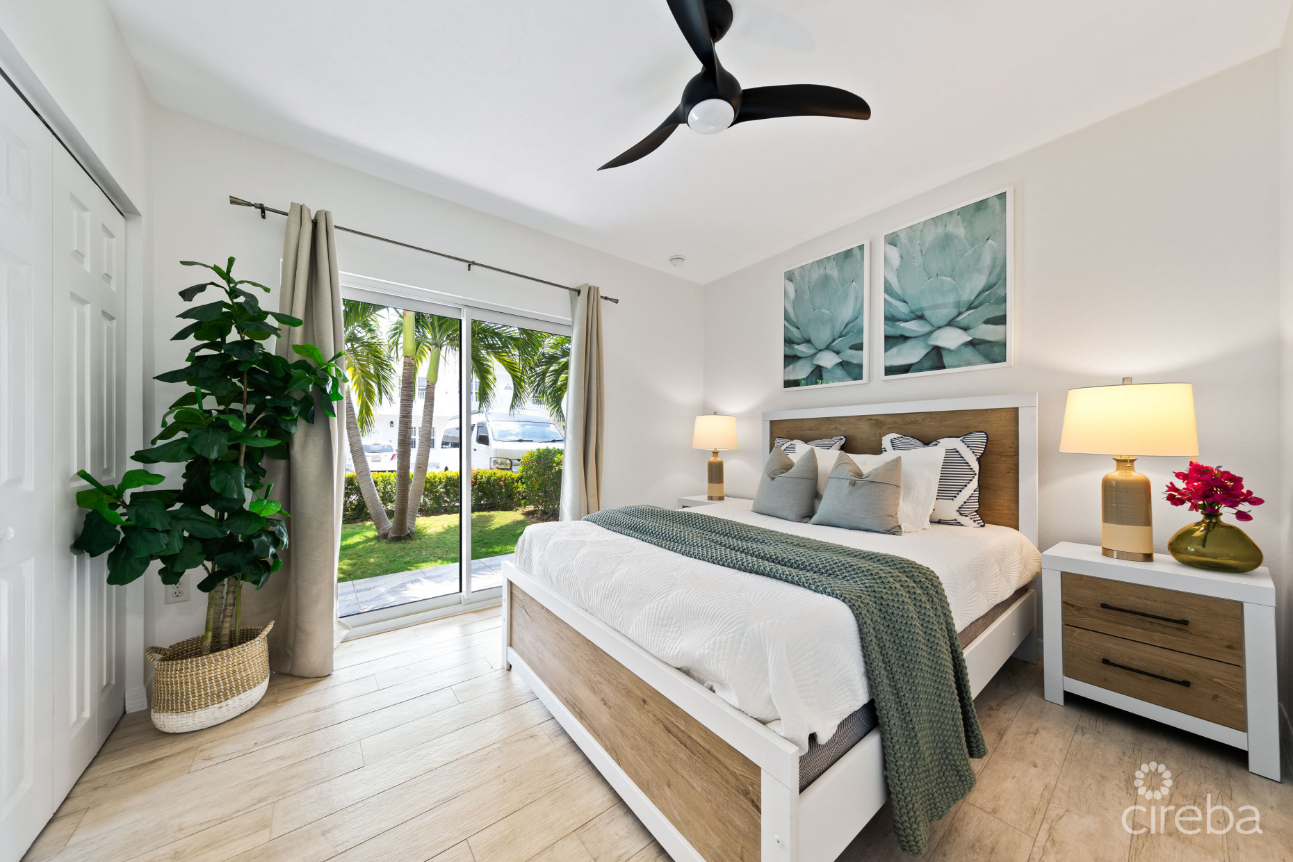 SANDSCAPE RESIDENCES #19