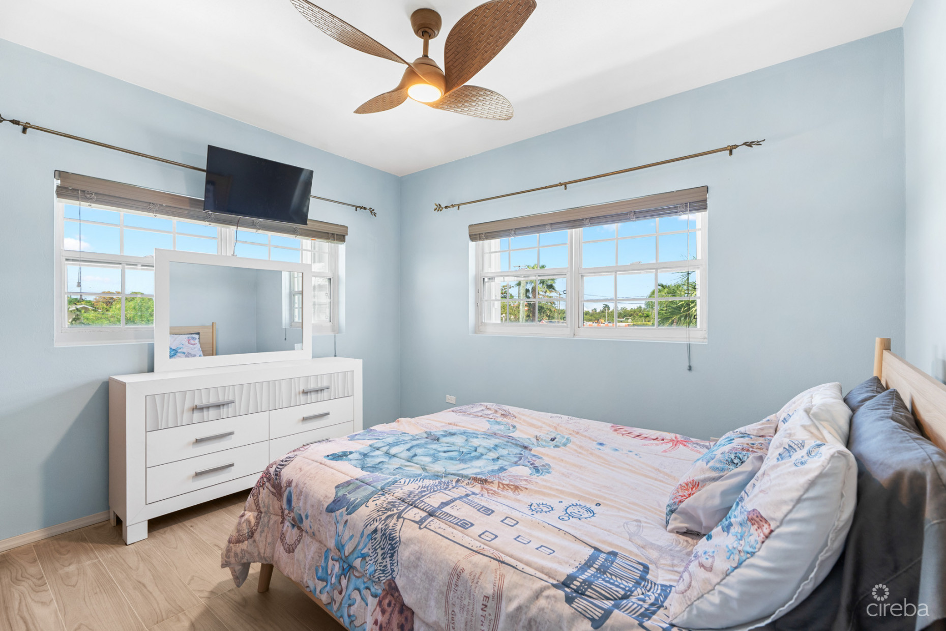 UPDATED 2-BEDROOM CONDO IN SILVER OAKS, GEORGE TOWN!