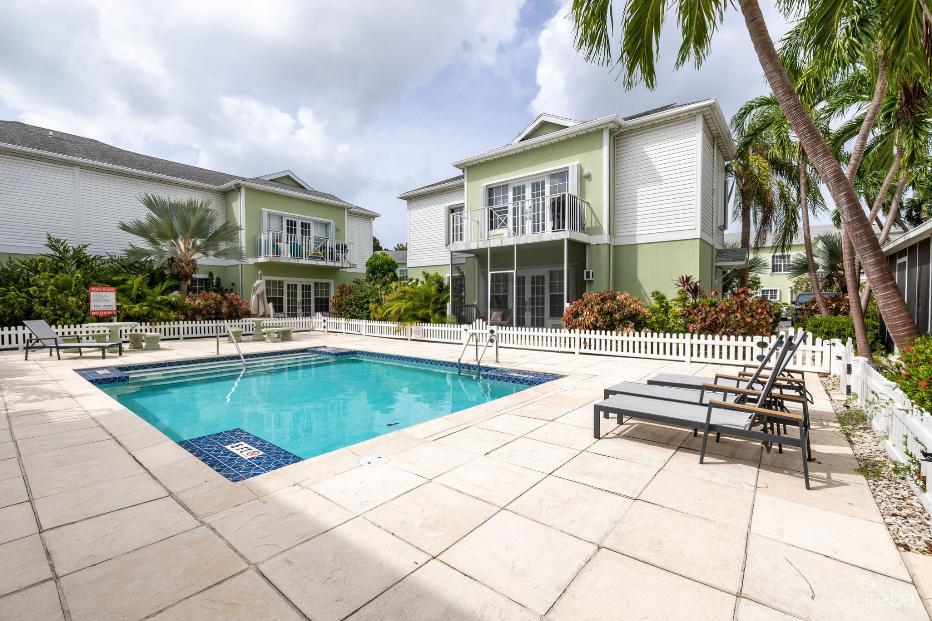 GARDEN RETREAT - 3BED