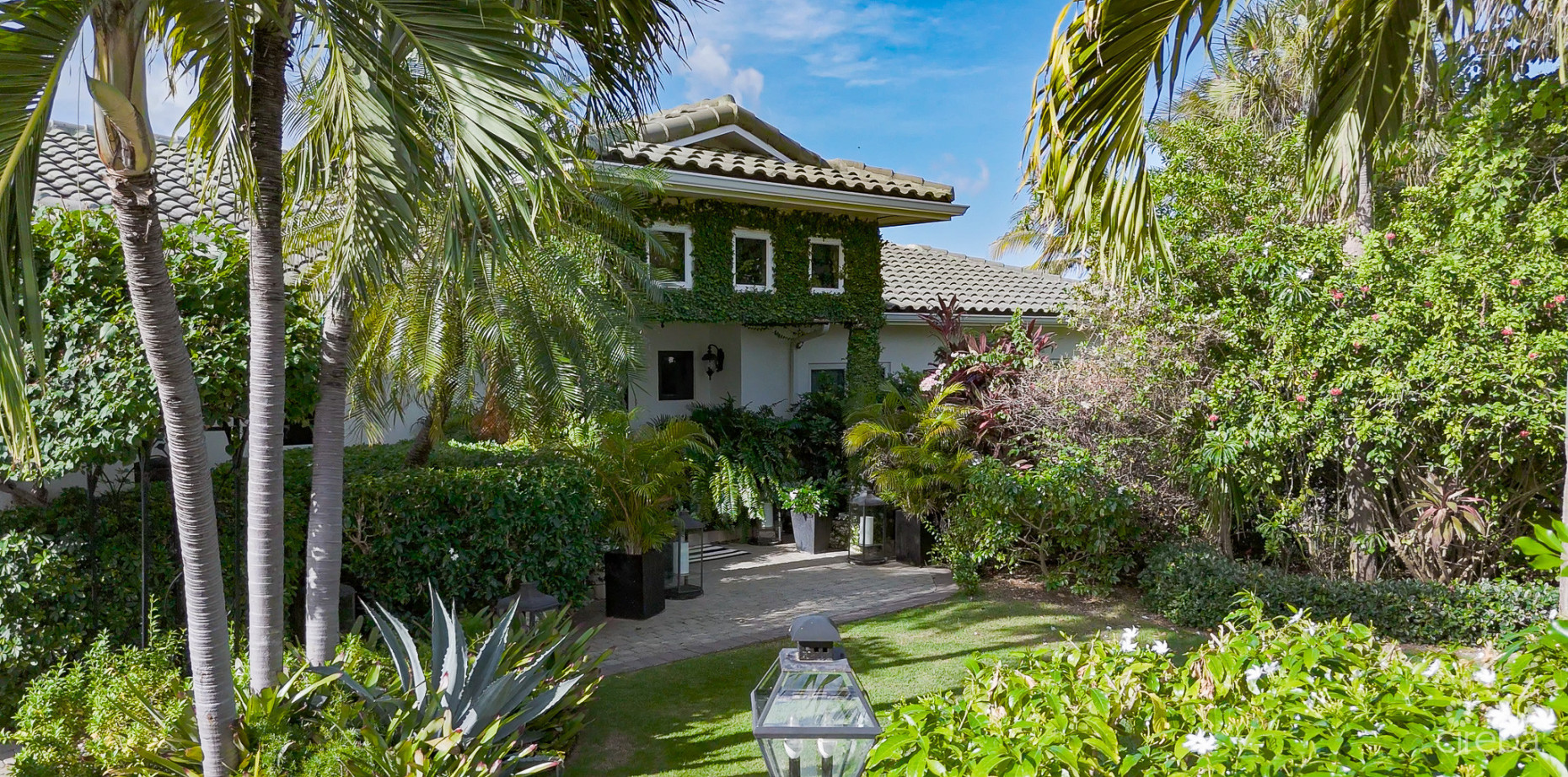 GOVERNORS HARBOUR OCEANFRONT HOME