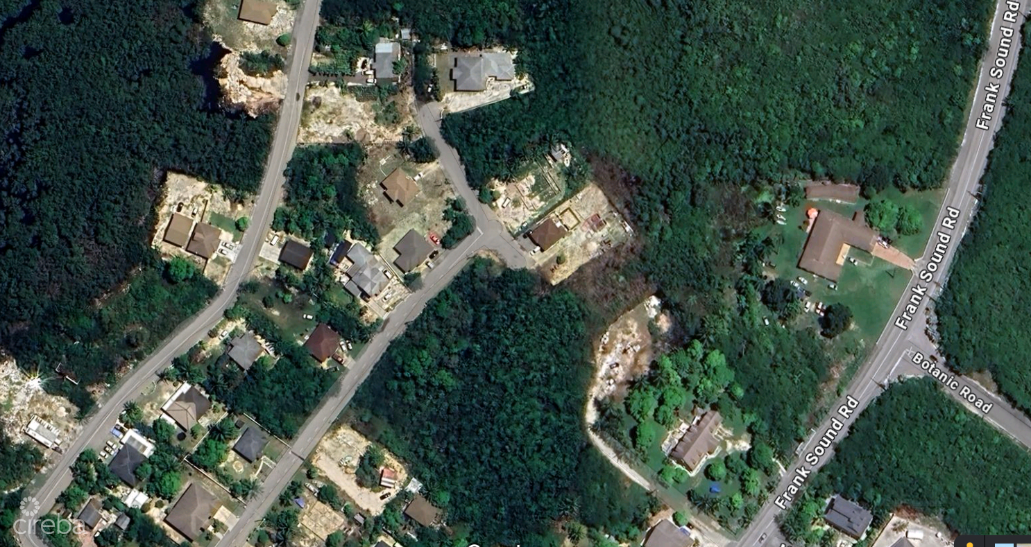 PRIME CORNER LOT IN TRANQUIL FRANK SOUND – 0.40 ACRES