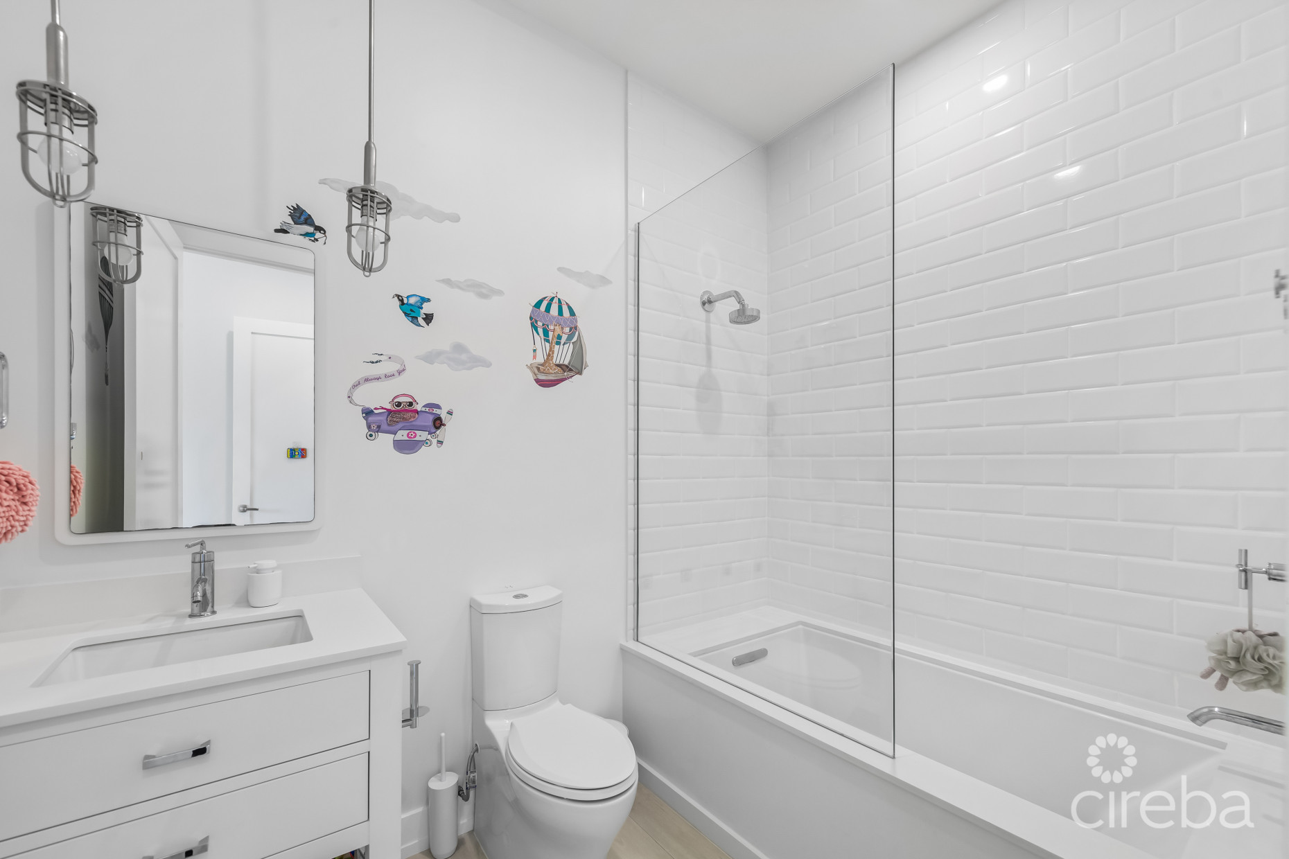 OLEA 112,  CANAL FRONT 4 BED DUPLEX