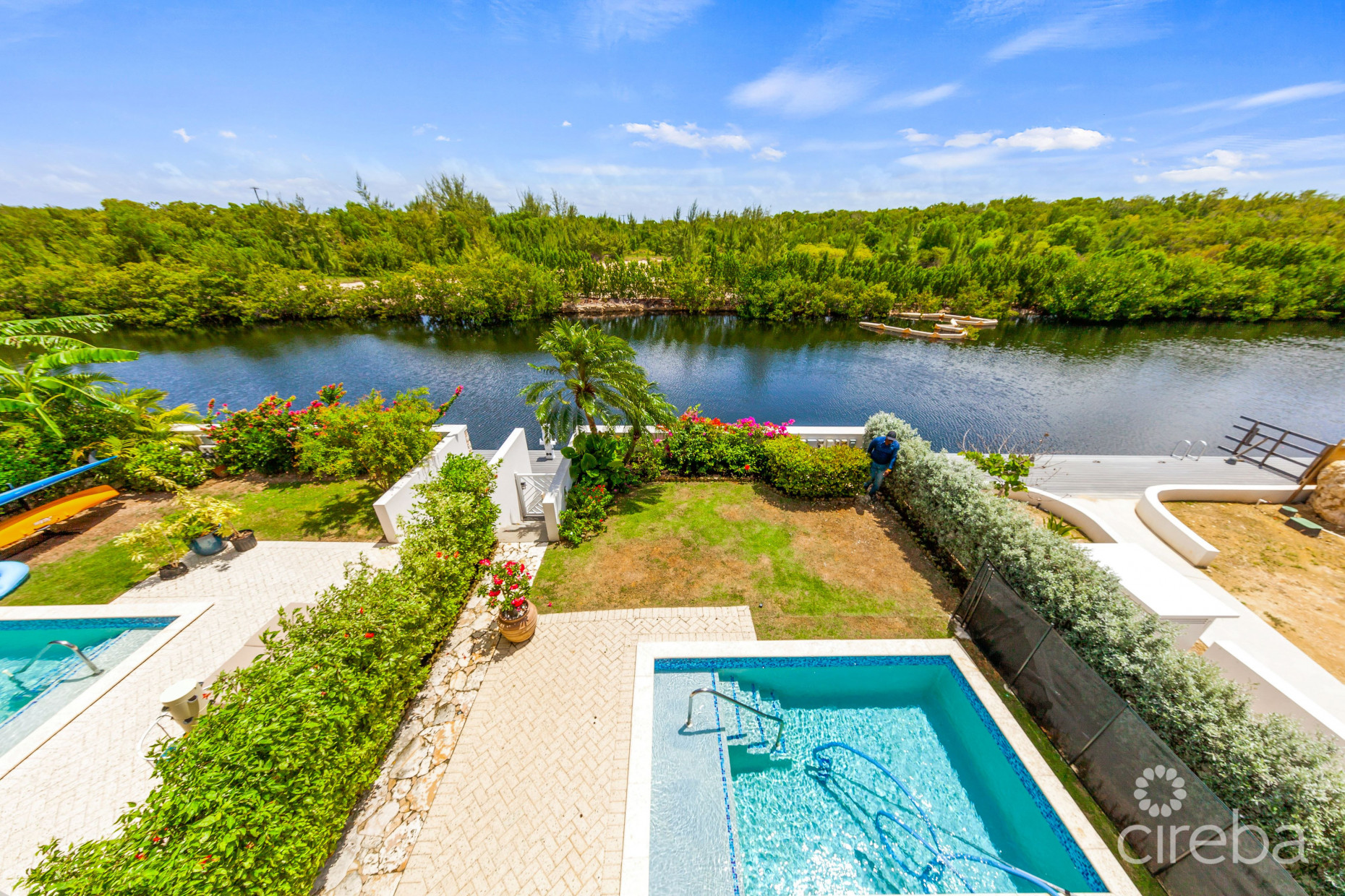 OLEA 112,  CANAL FRONT 4 BED DUPLEX