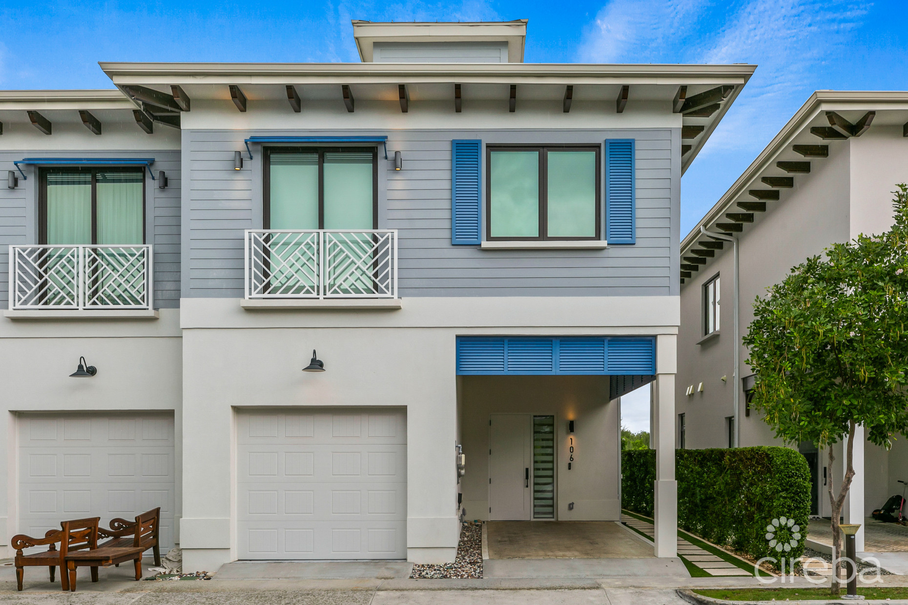 OLEA 106, CANAL FRONT 3 BED DUPLEX