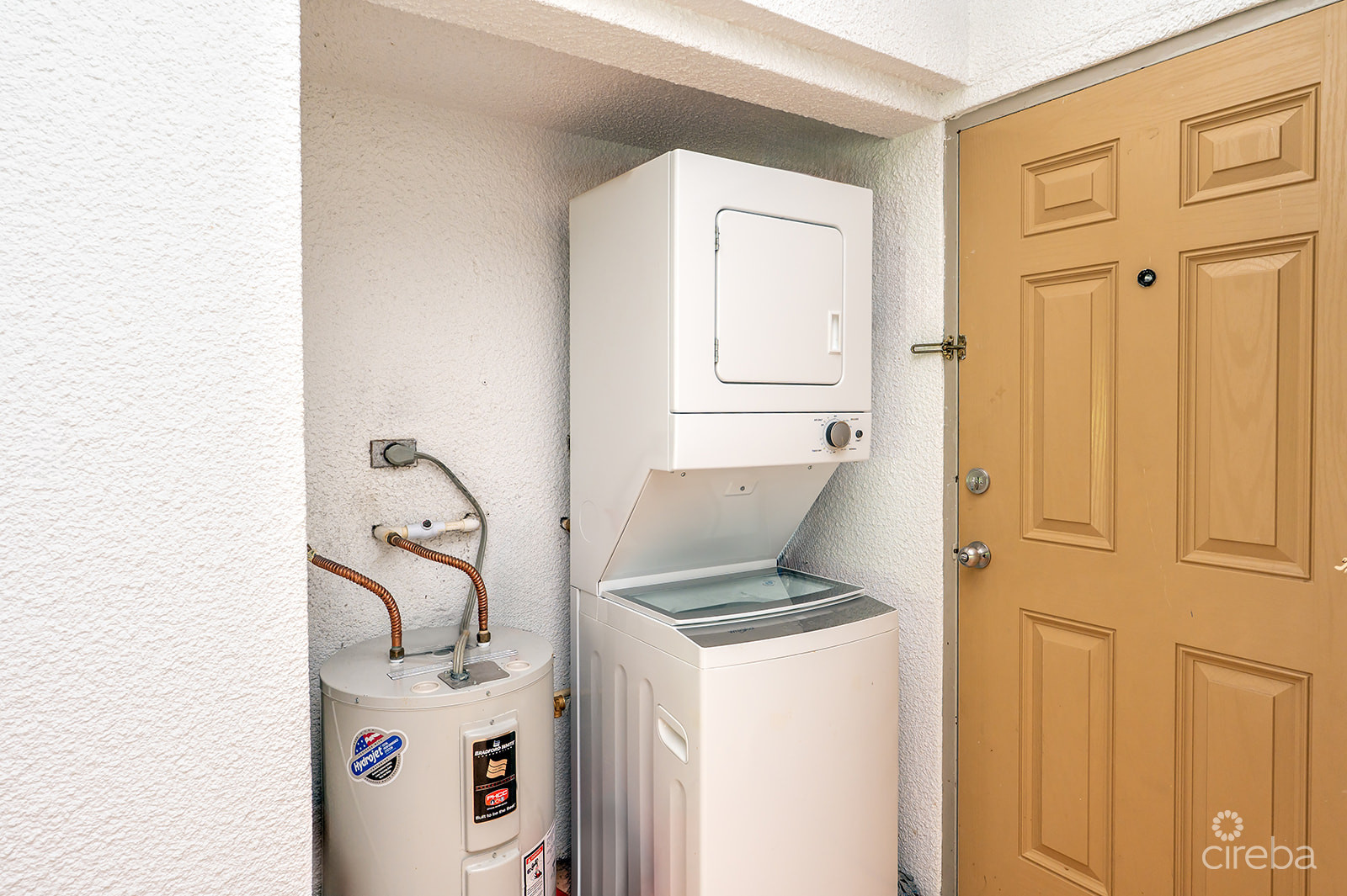 SUNSET COVE  - PENTHOUSE - CORNER UNIT