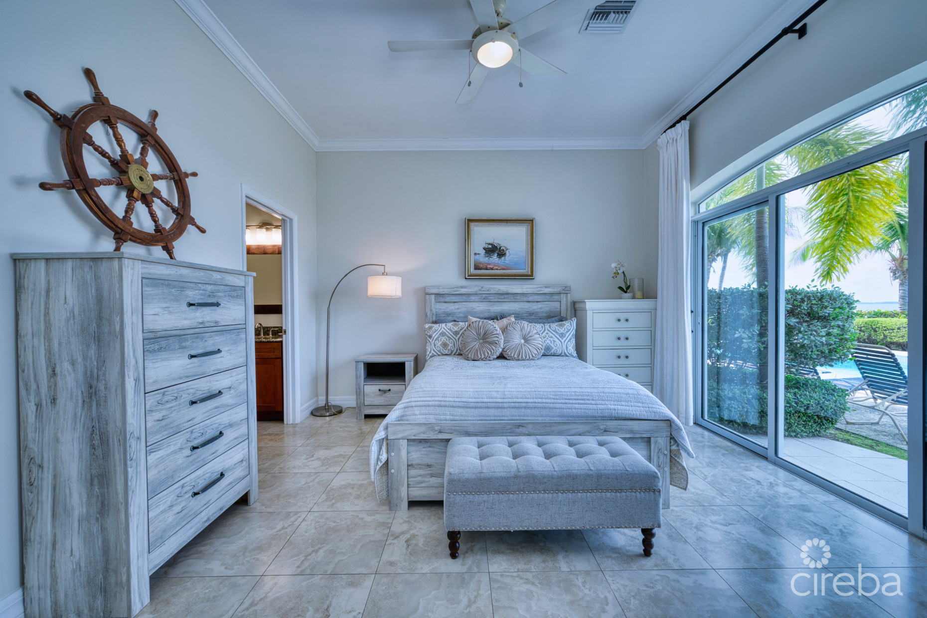 OCEANFRONT CORNER UNIT- HARBOUR POINT VILLA #5