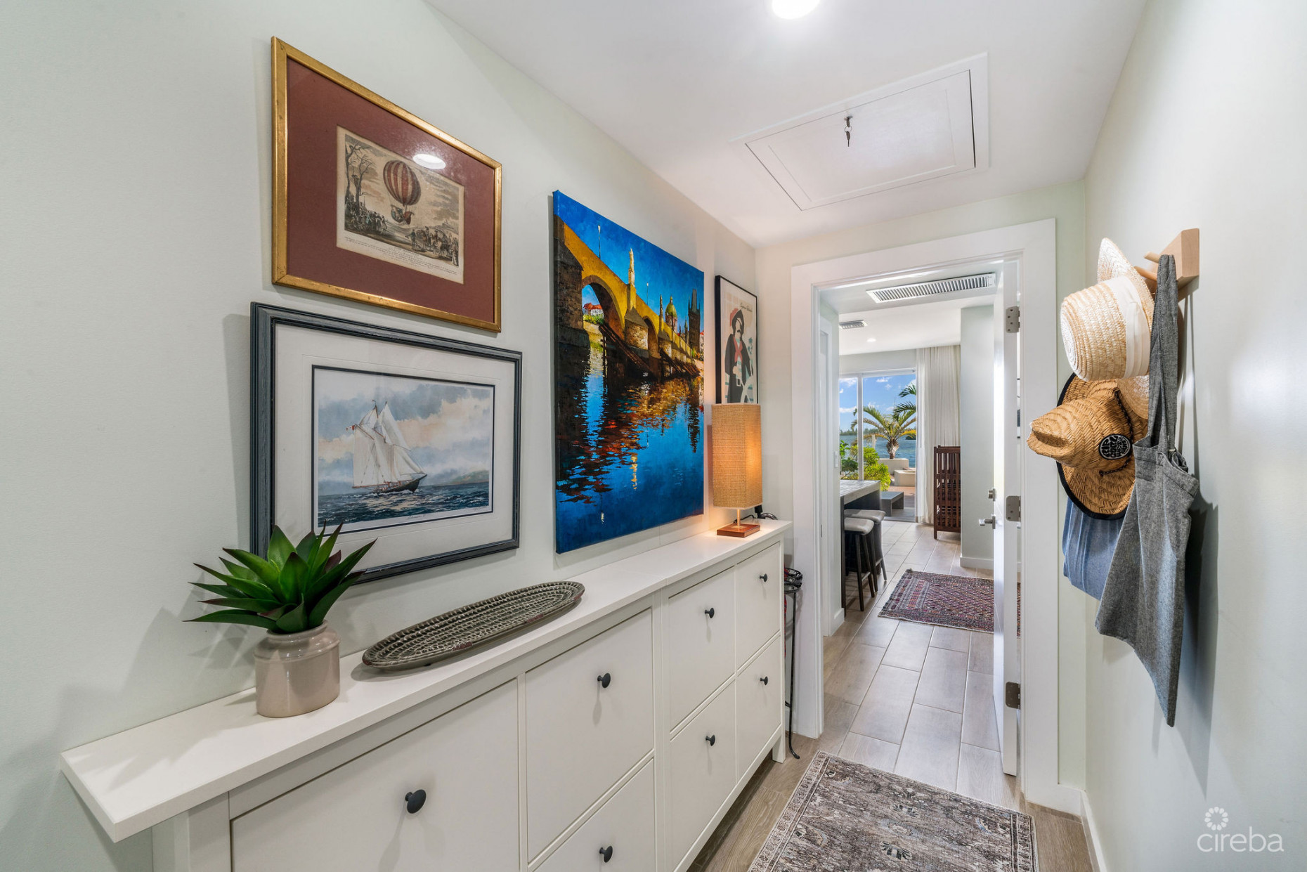 OCEAN CREST 14, OCEANFRONT TOWNHOME WITH STUDIO