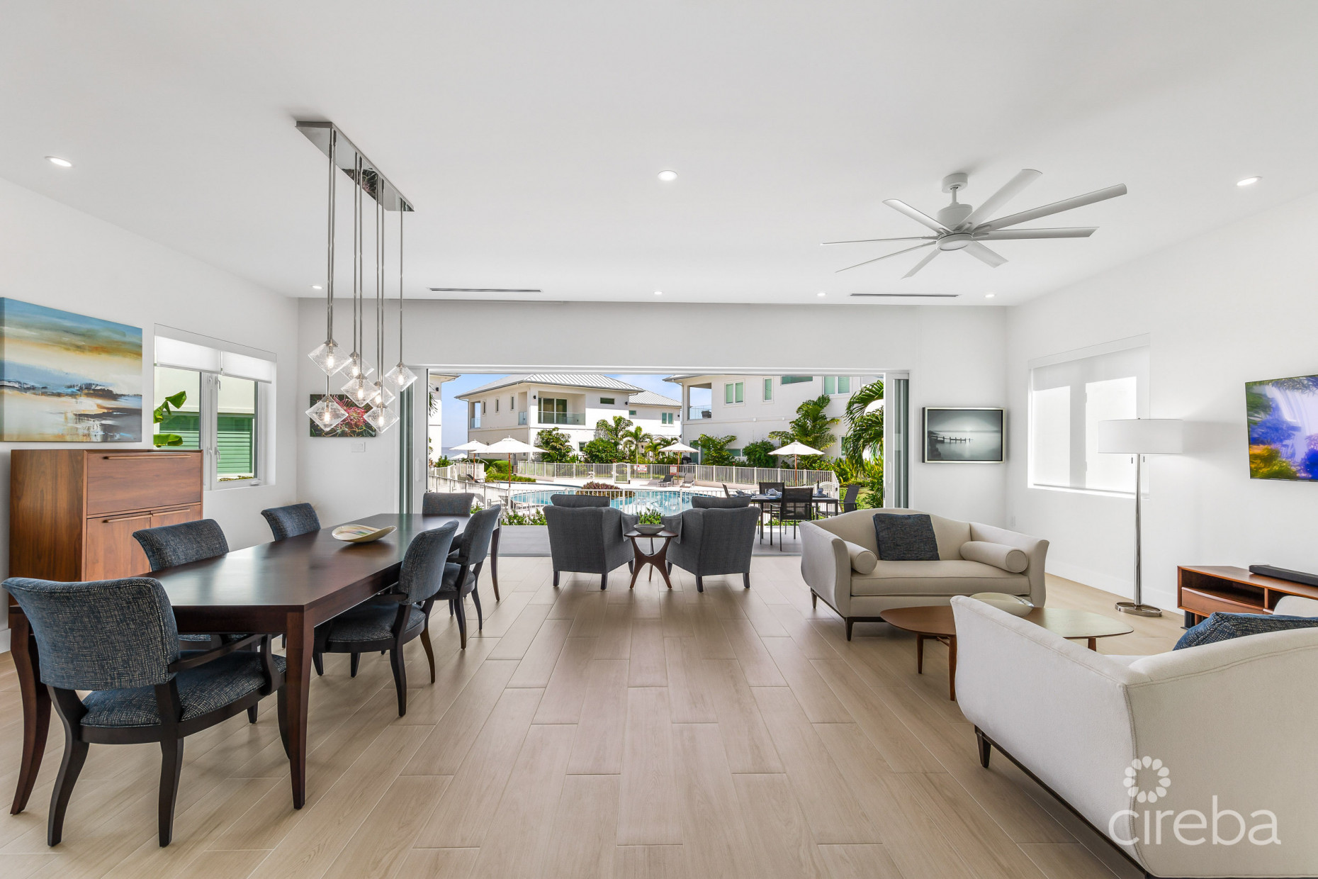 OCEANS 9  VILLA 7  WEST BAY LUXURY BEACHVIEW DETACHED HOME