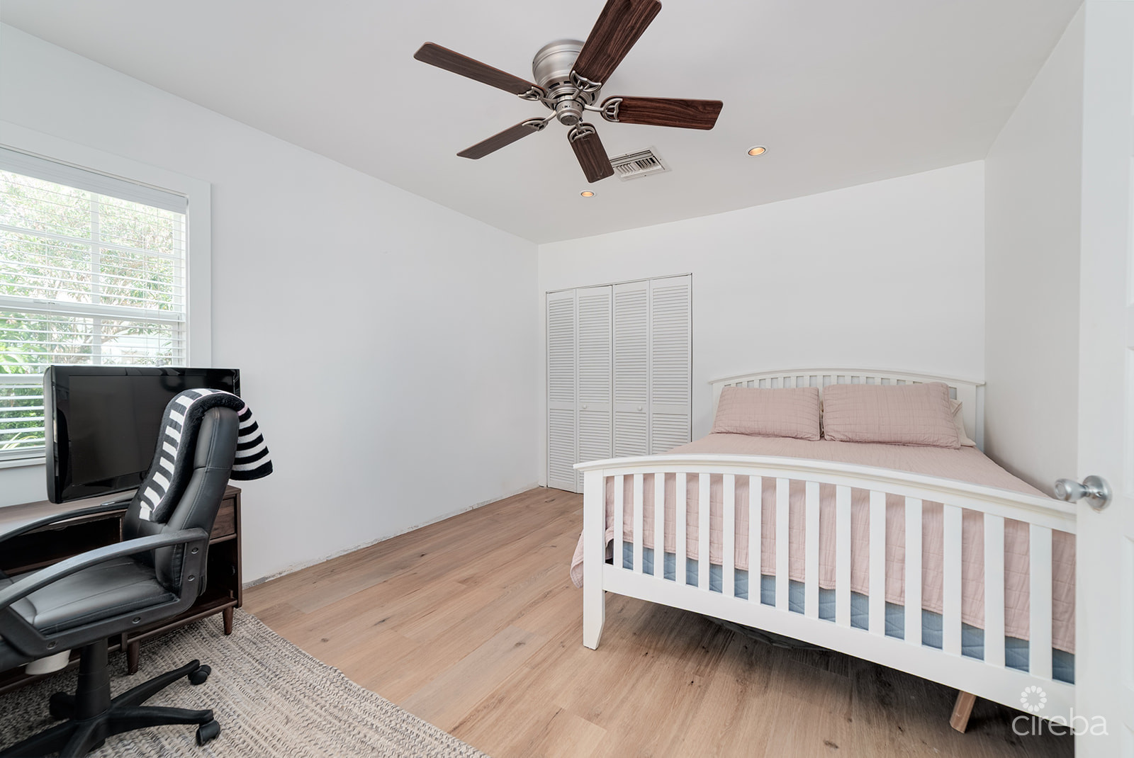 3-BED FAMILY HOME ON 0.3411 ACRES IN WEST BAY - CI $30,000 CASH BACK