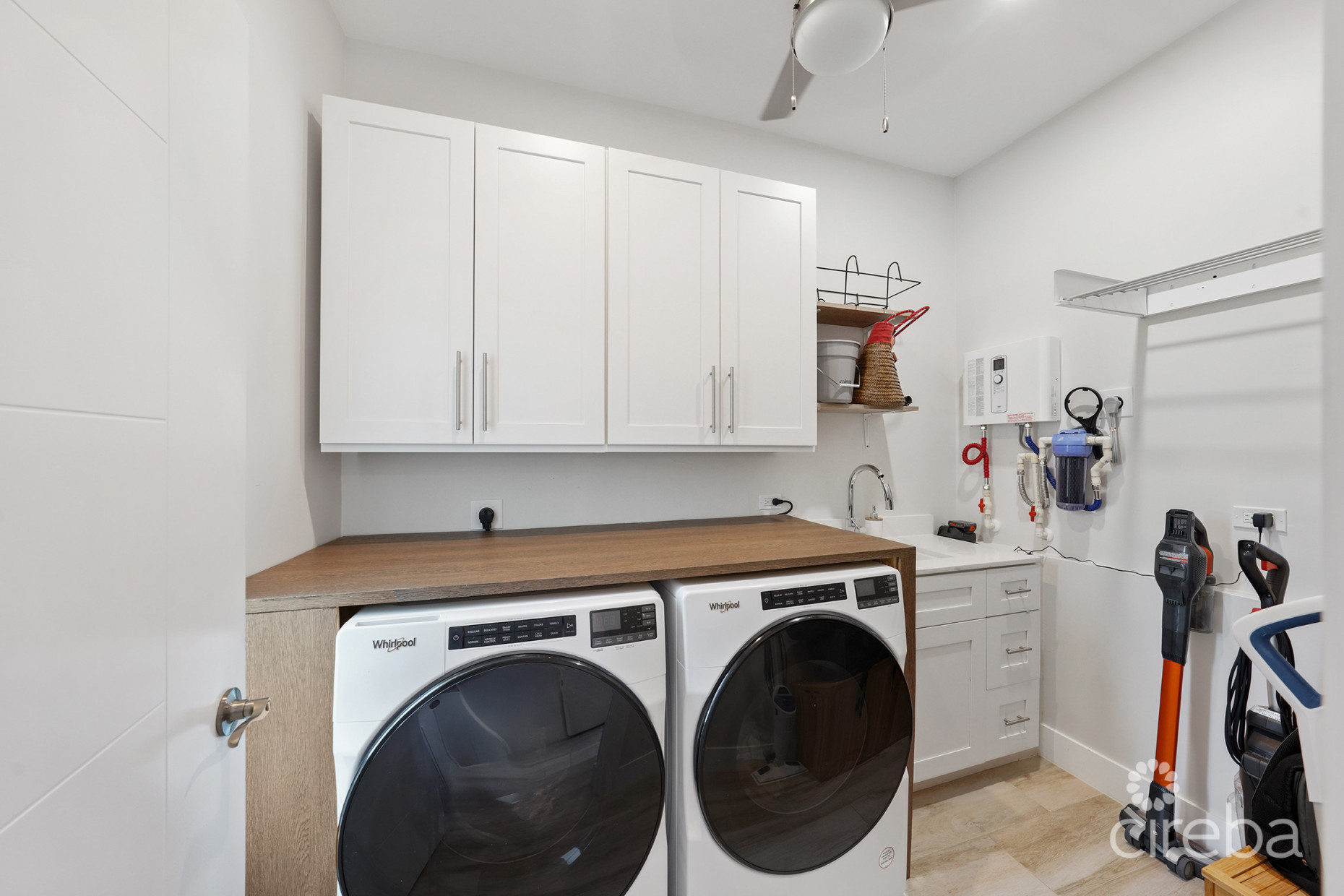 MODERN DUPLEX 3 BED ABBEY VILLAS