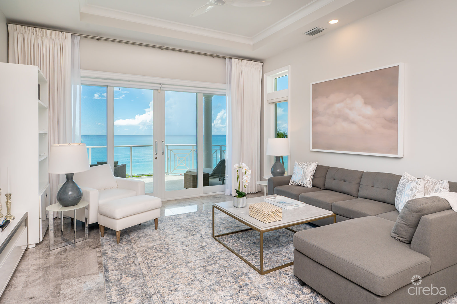 THE PINNACLE VILLA 30 & GARAGE