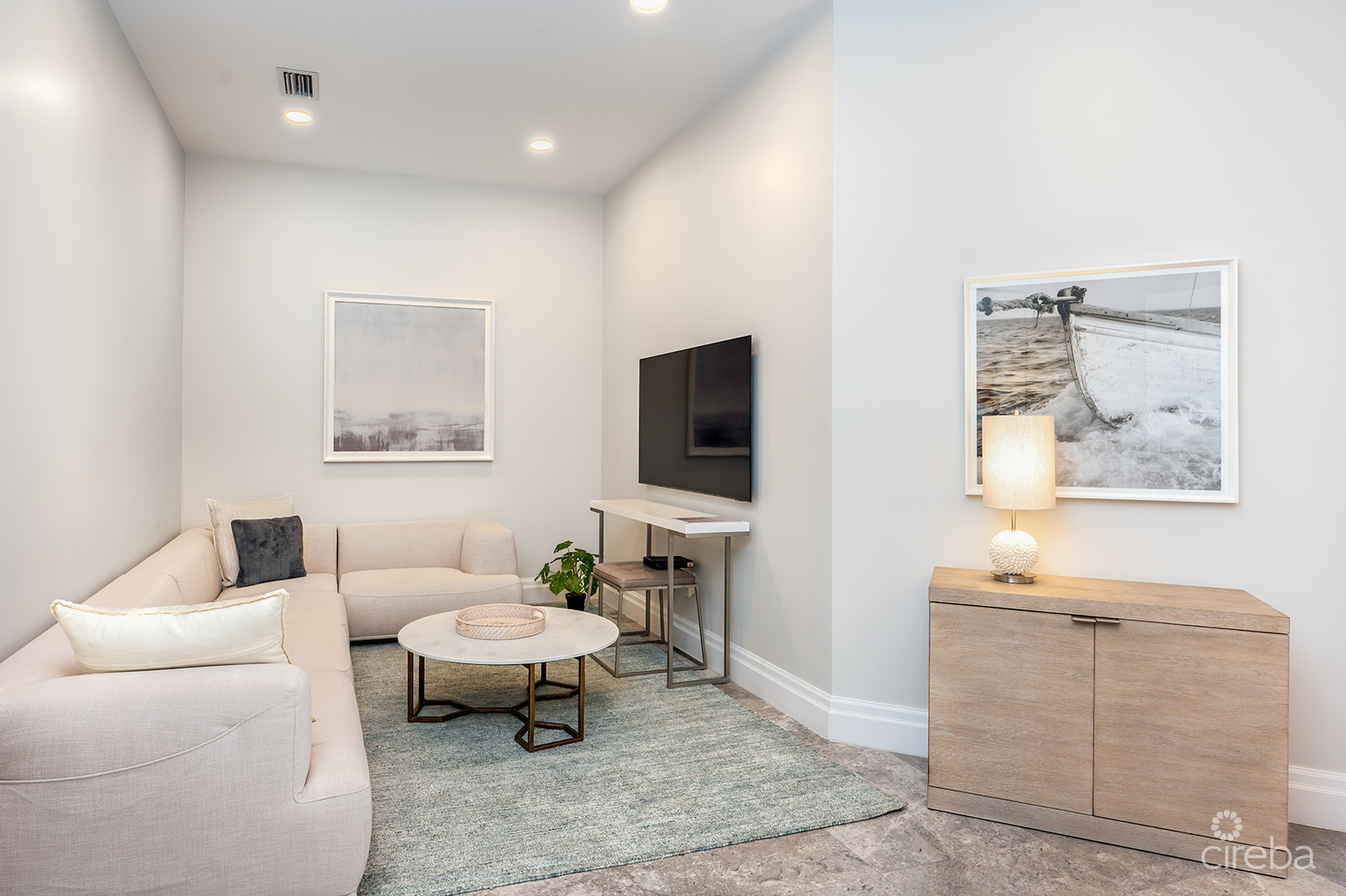 THE PINNACLE VILLA 30 & GARAGE