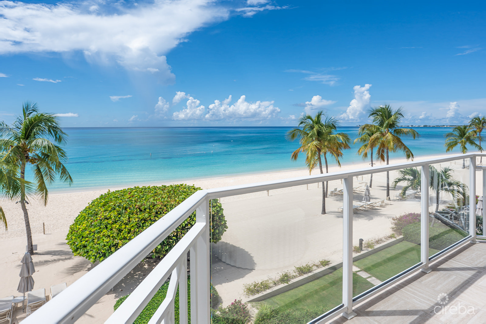 THE PINNACLE VILLA 30 & GARAGE