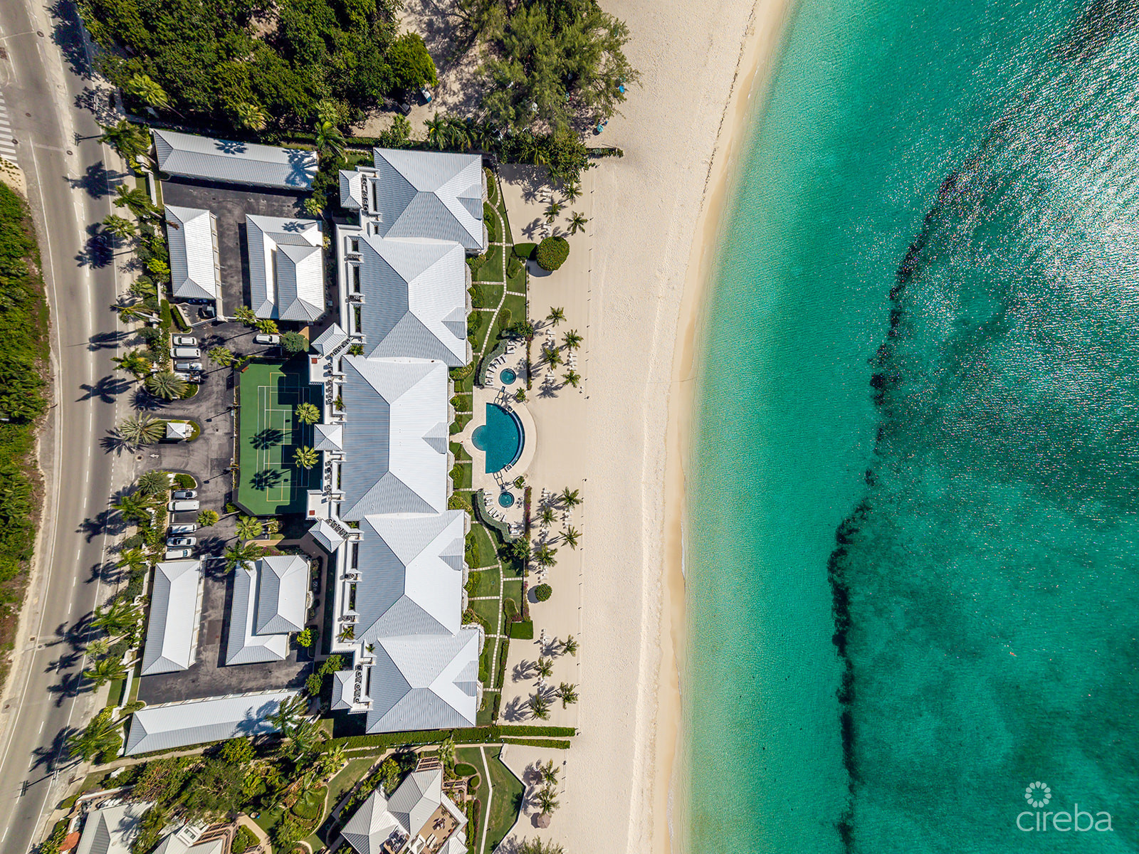 THE PINNACLE VILLA 30 & GARAGE