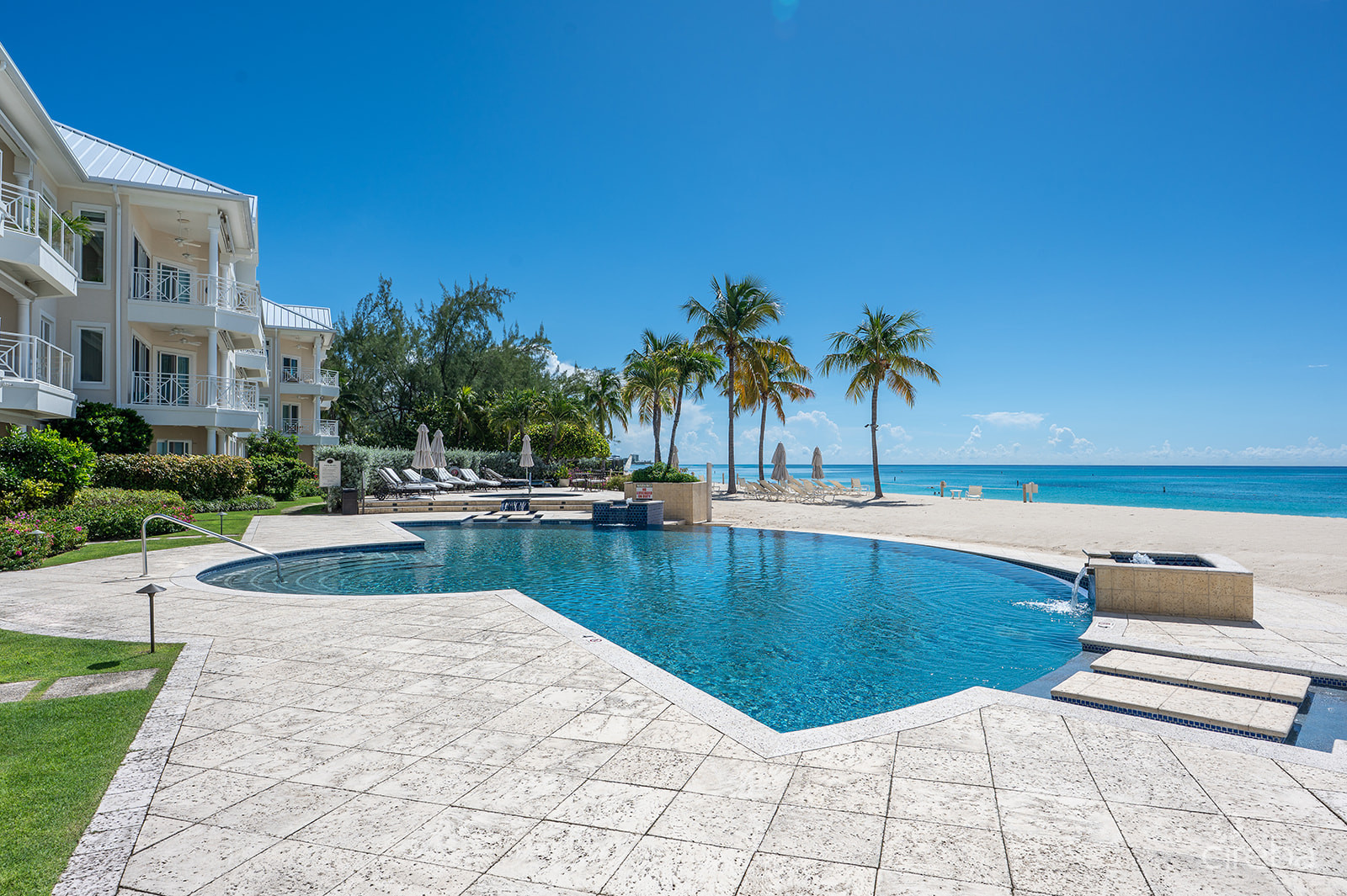 THE PINNACLE VILLA 30 & GARAGE