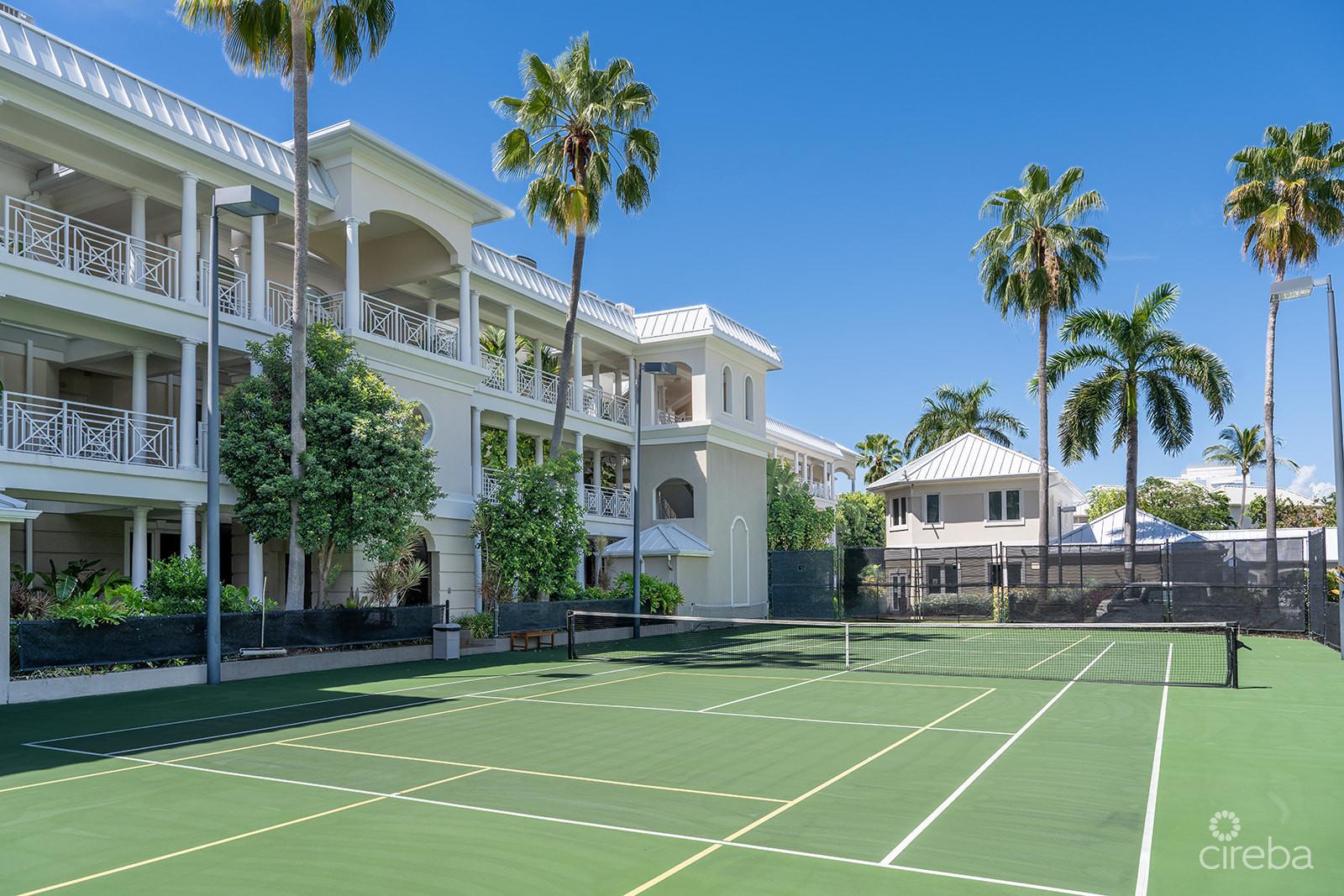 THE PINNACLE VILLA 30 & GARAGE