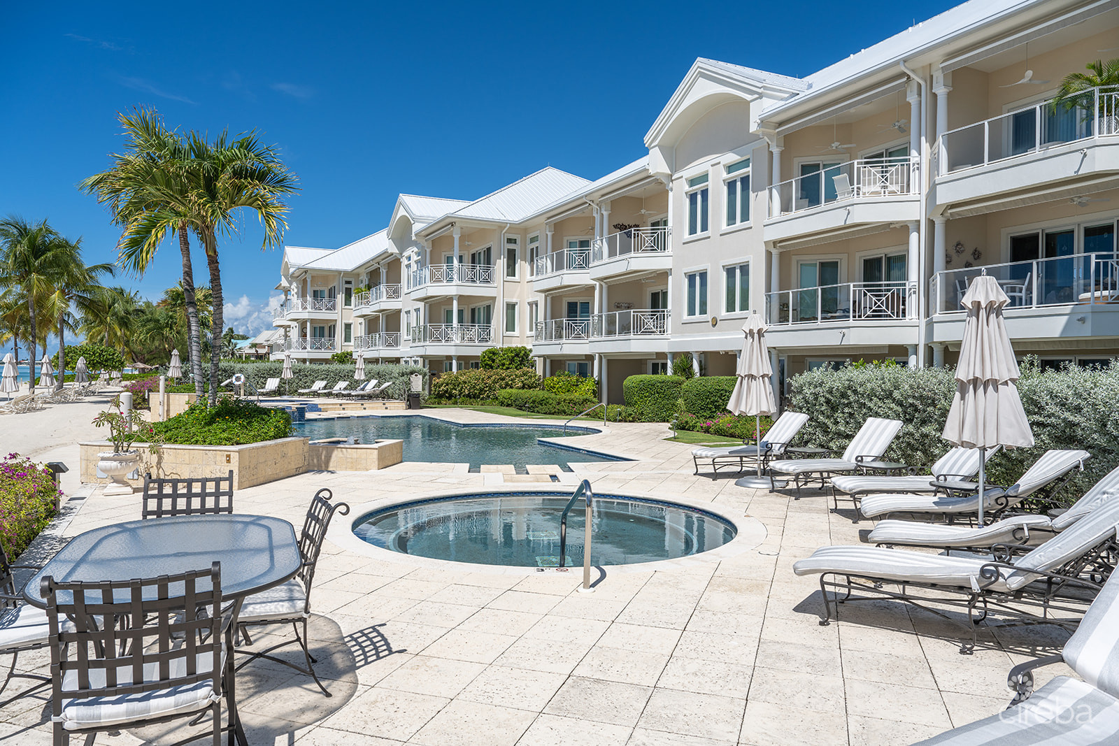 THE PINNACLE VILLA 30 & GARAGE