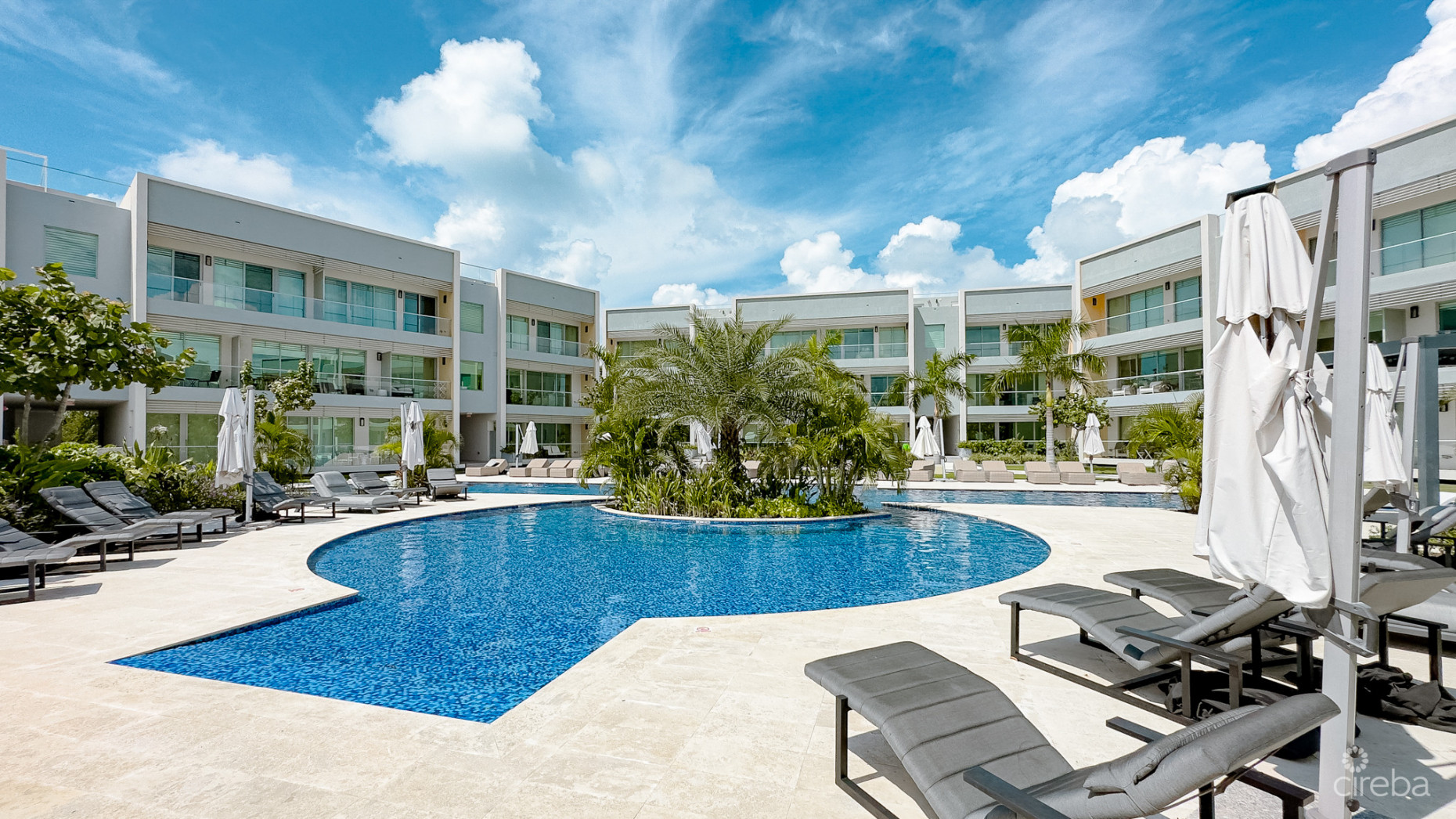 1 BED ONE CANAL POINT