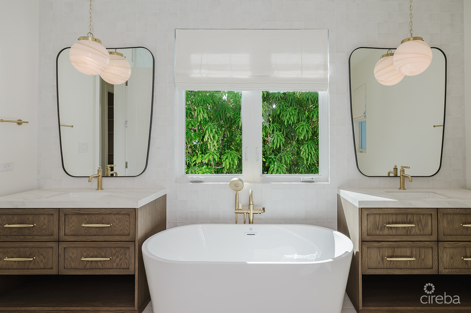 THE ORCHARD AT SALT CREEK | 32 CREEKSIDE COURT | A SALT CREEK ESTATE