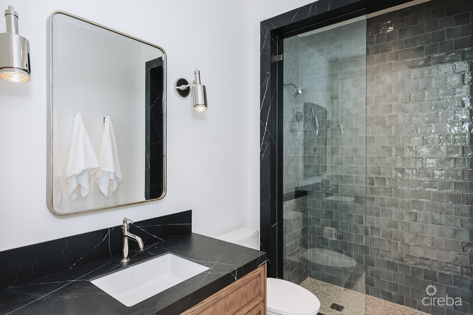 THE ORCHARD AT SALT CREEK | 32 CREEKSIDE COURT | A SALT CREEK ESTATE