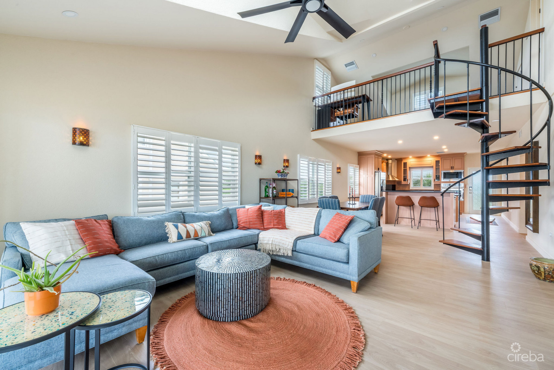 SUPERB VALUE AND VIEWS ON SPOTTS BEACH - 15 CORAL BAY VILLAGE