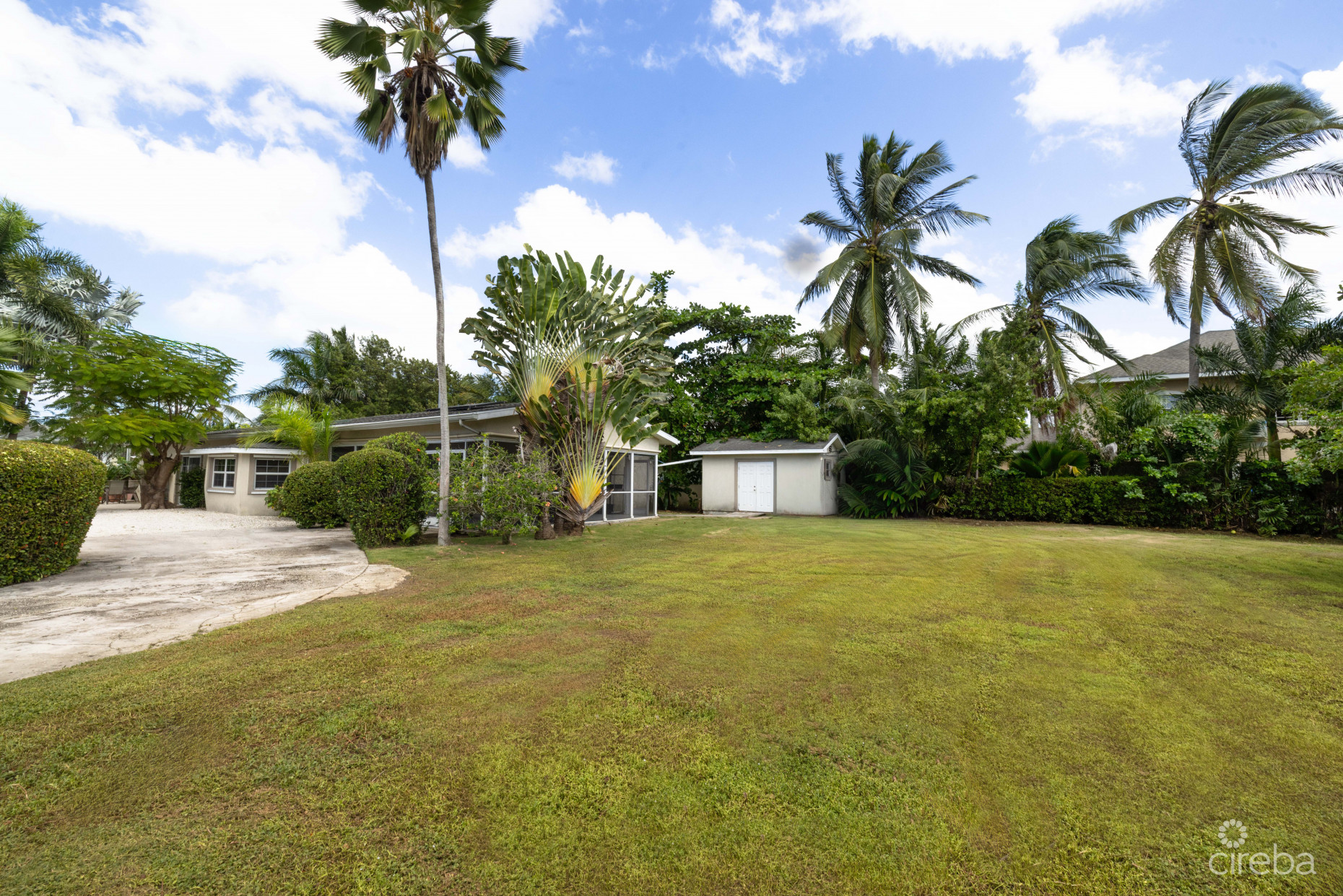 BIRCH AVE SPOTTS SINGLE FAMILY HOME W/POOL