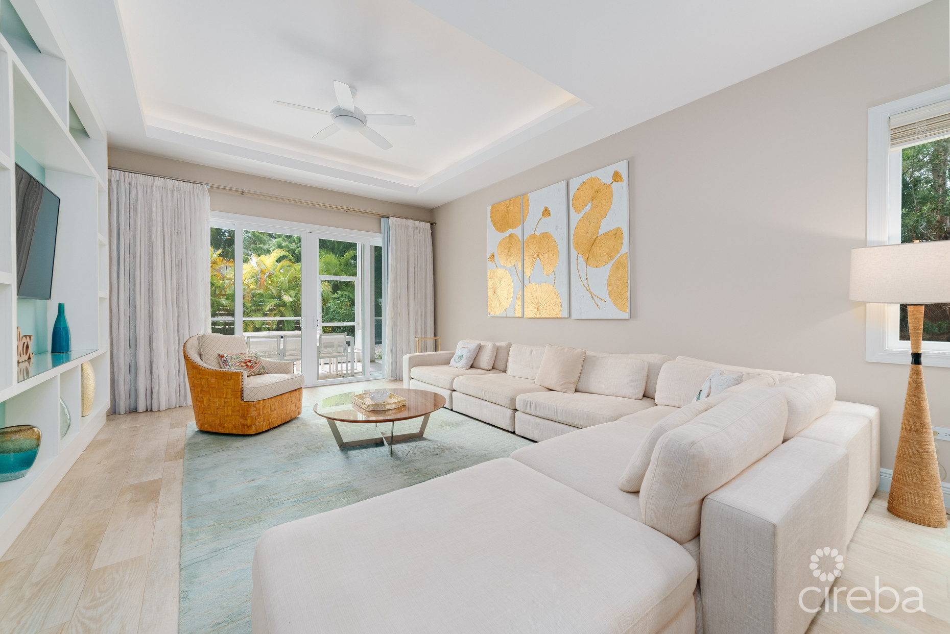 BOGGY SANDS CLUB WITH TWO STORAGE UNITS